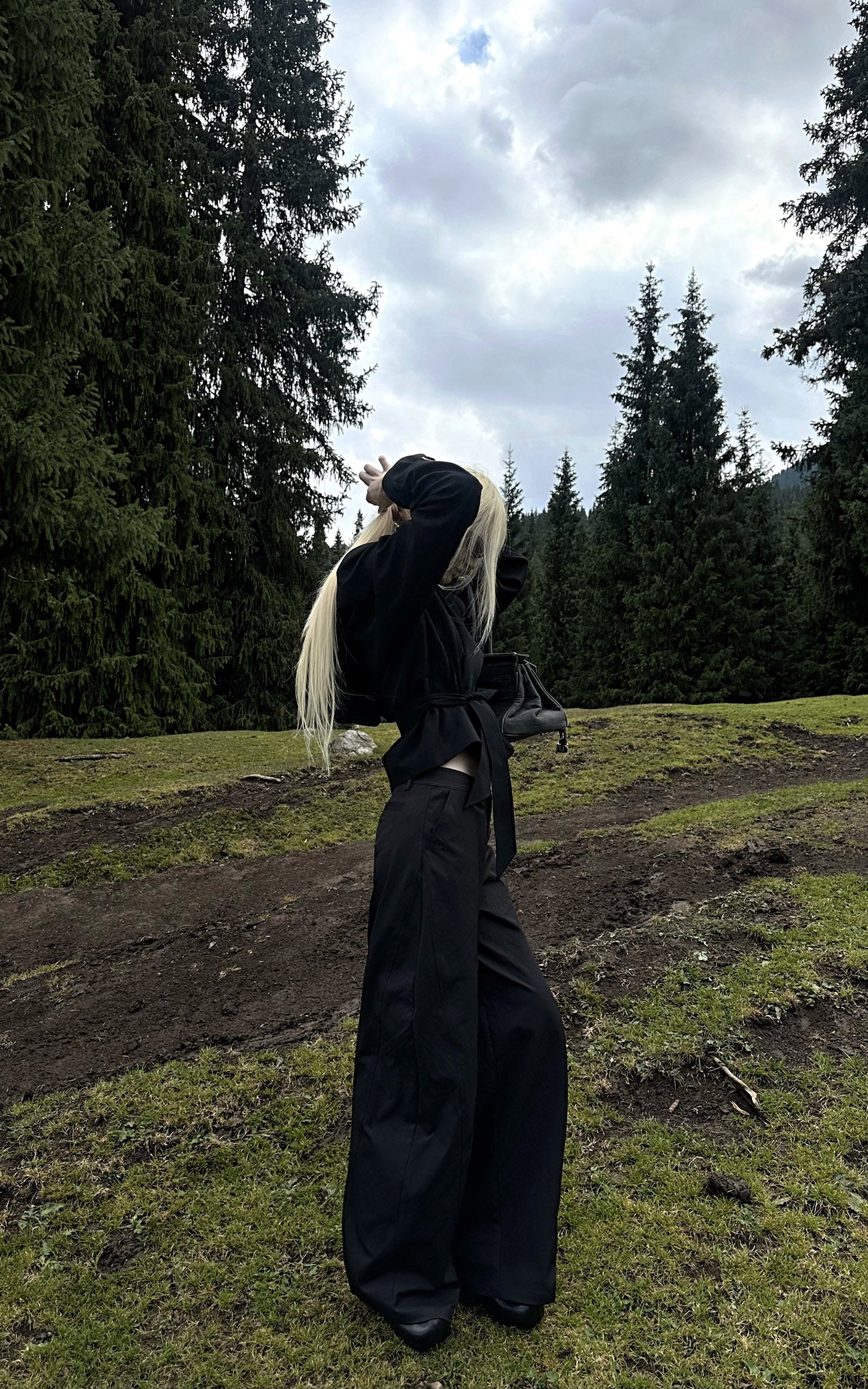 Rase le sol Pleated Wide-Leg Structured Pants