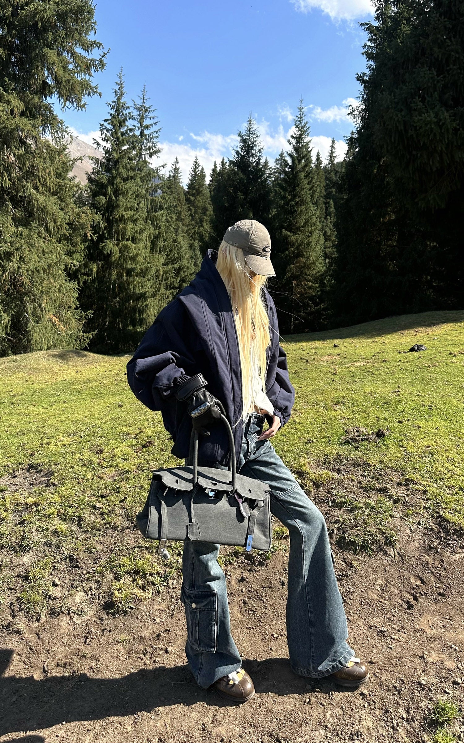 Rase le sol Paneled Flared Cargo Denim Pants