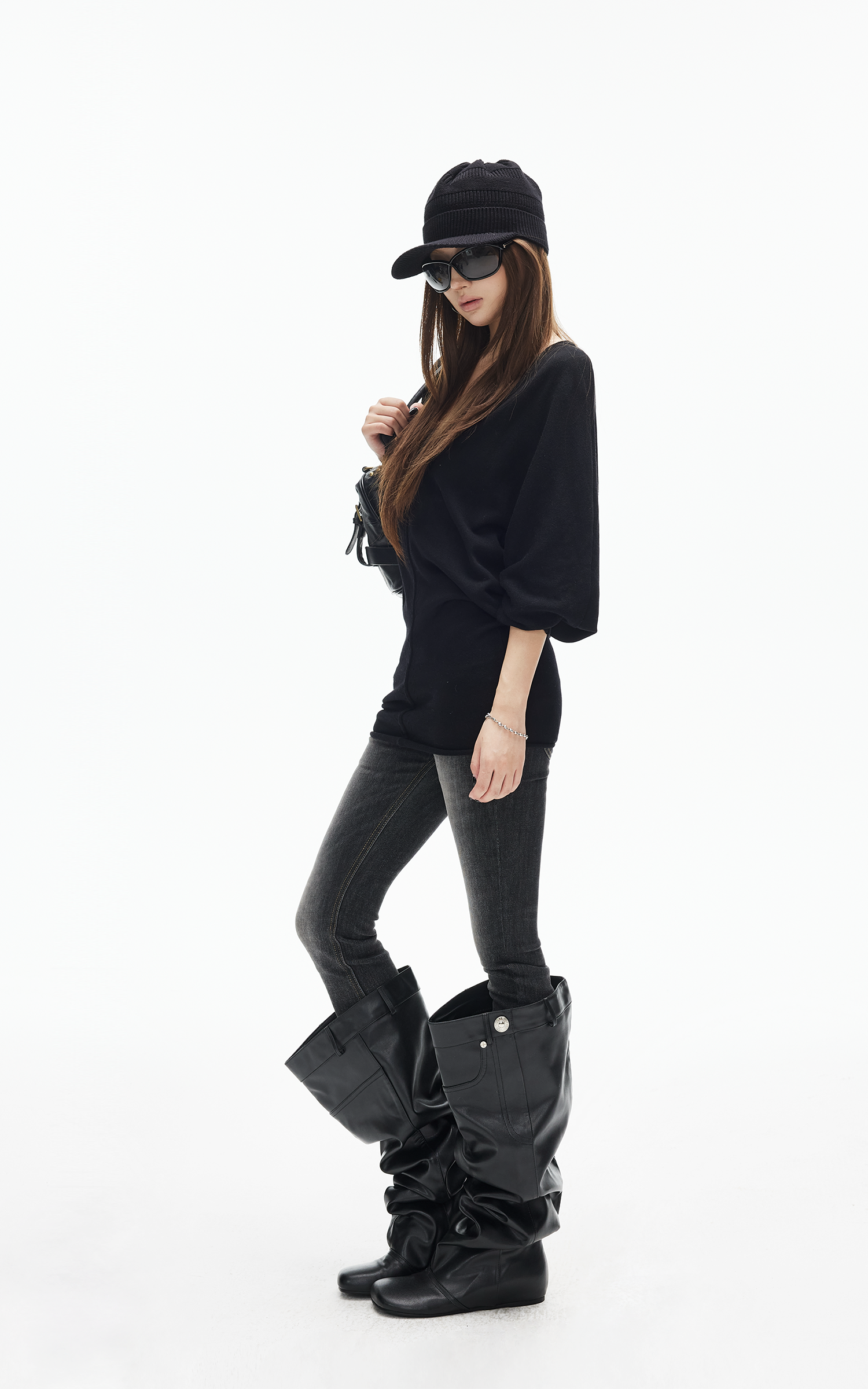 IAMXIAA Deep V Batwing Knit Top