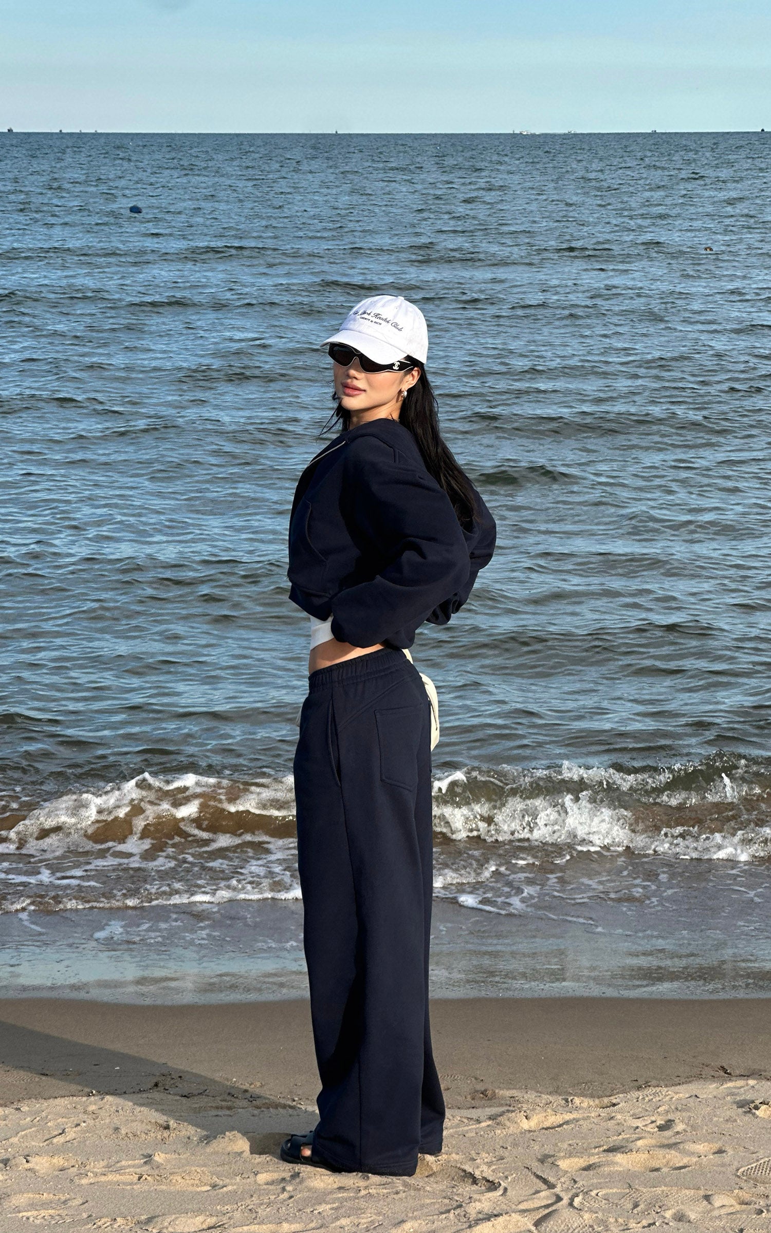 ROVENTE Wide-Leg Fleece Sweatpants