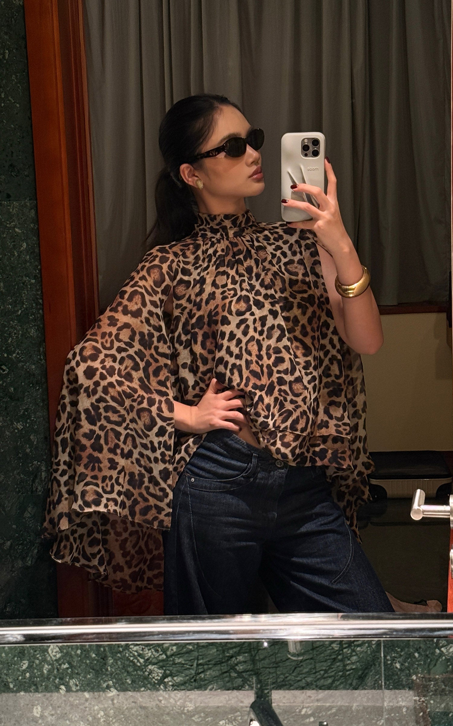 ROVENTE Leopard Chiffon Cape Top