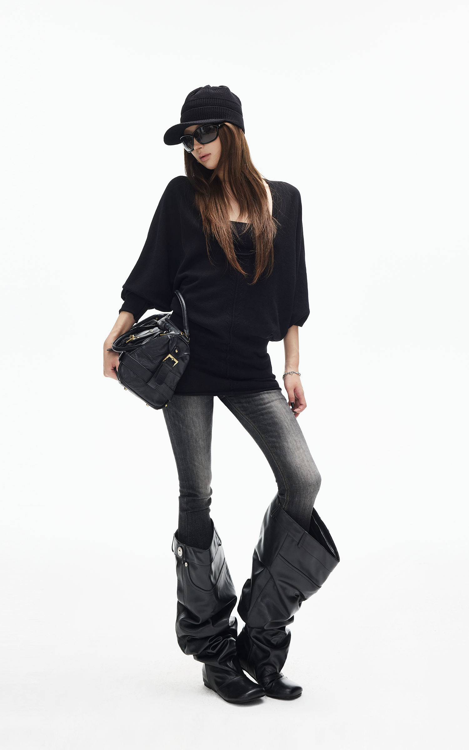 IAMXIAA Deep V Batwing Knit Top