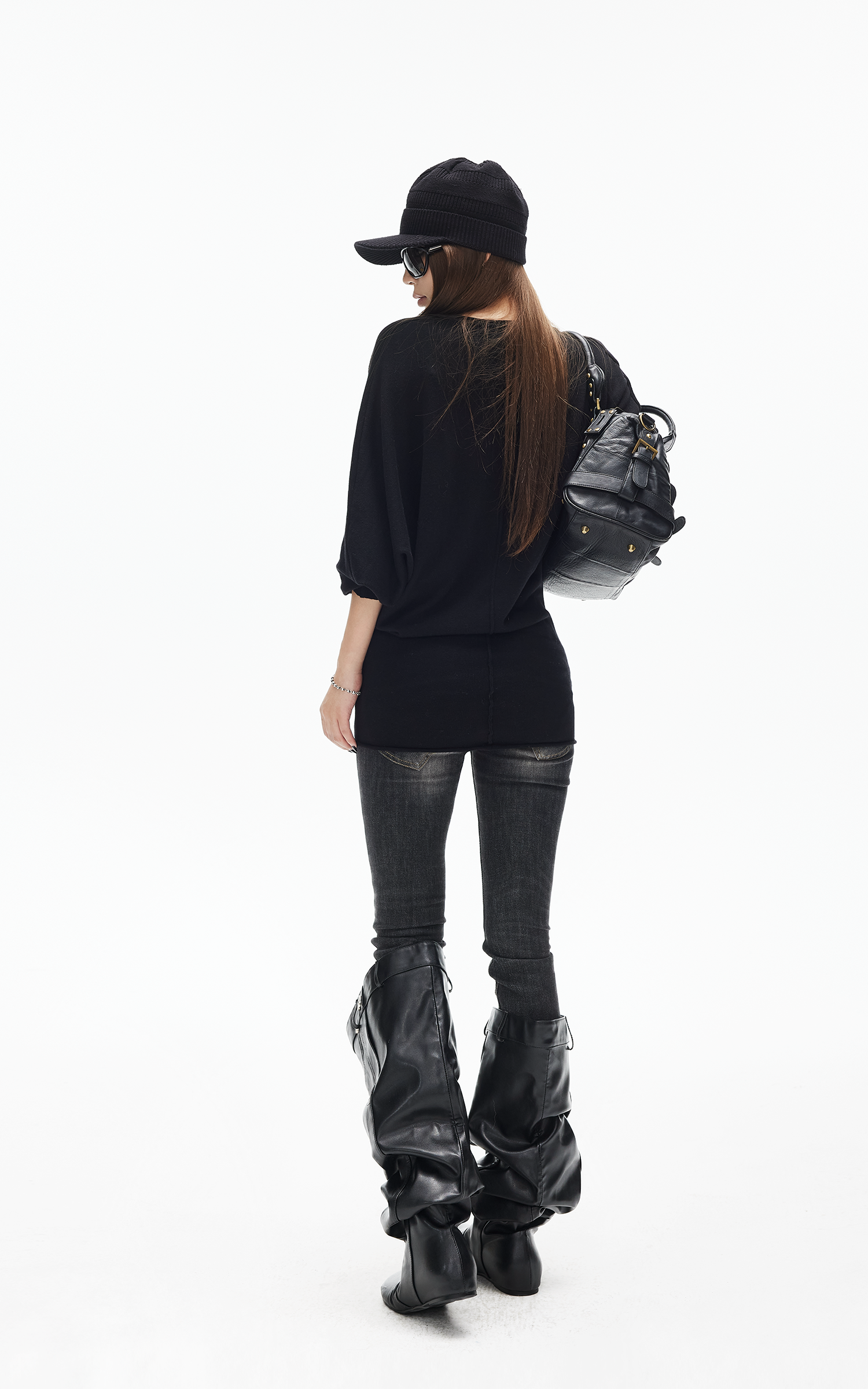IAMXIAA Deep V Batwing Knit Top