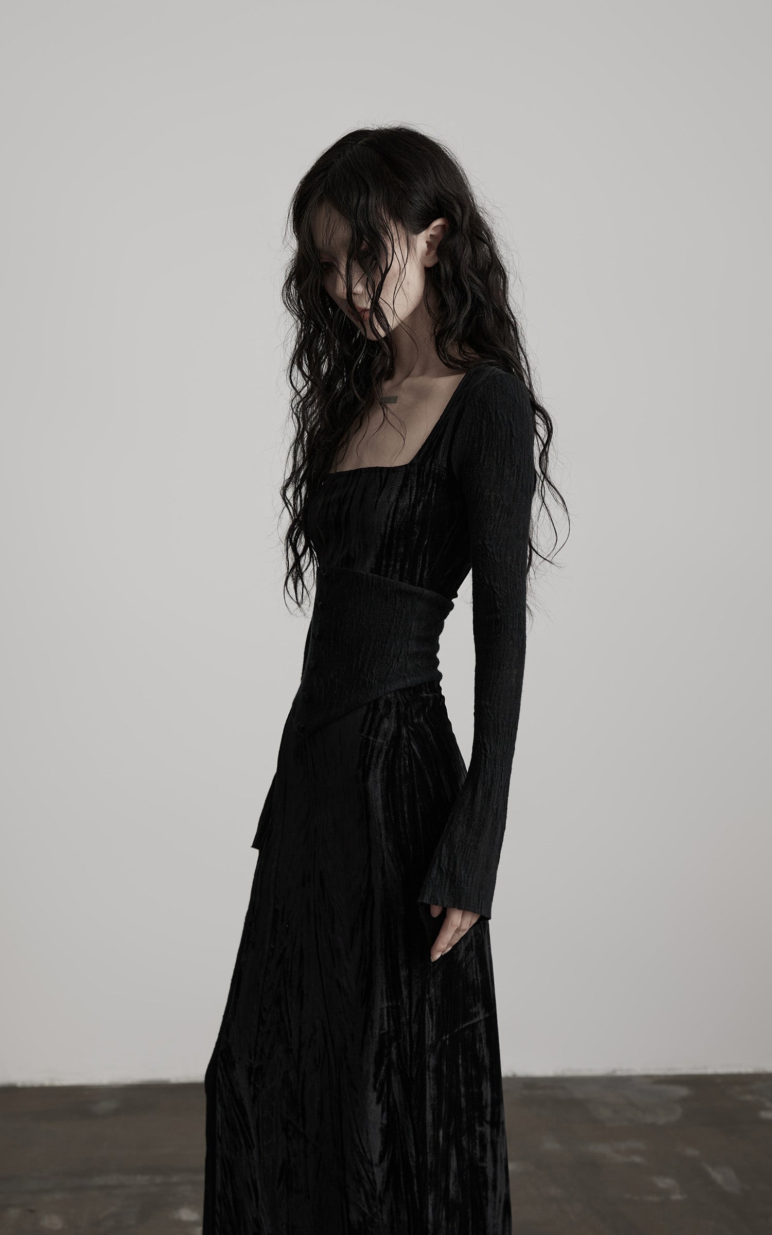DOINDULGE Wool Velvet Long Dress with Corset Waist