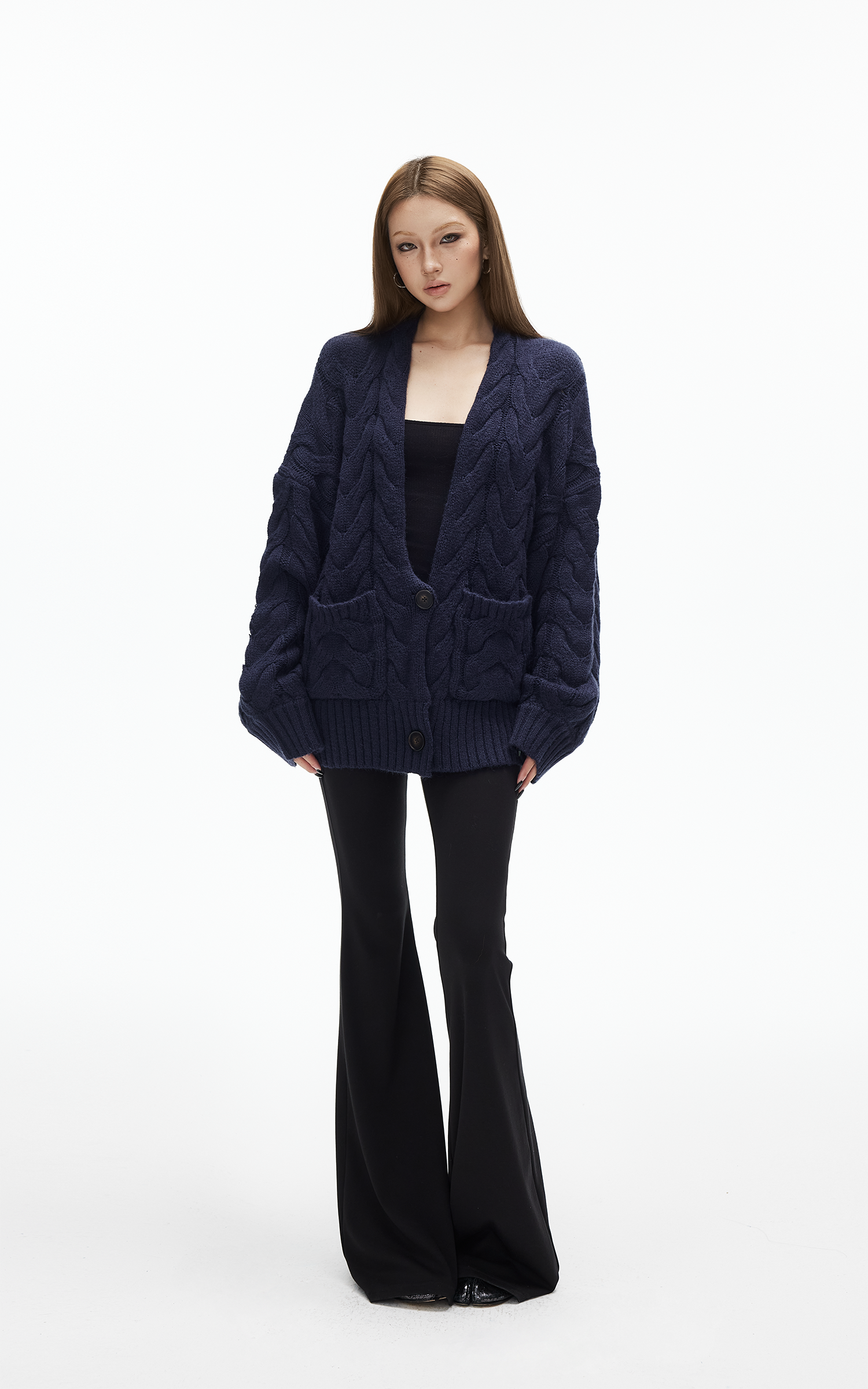 IAMXIAA Cable Knit Button Cardigan Relaxed Fit