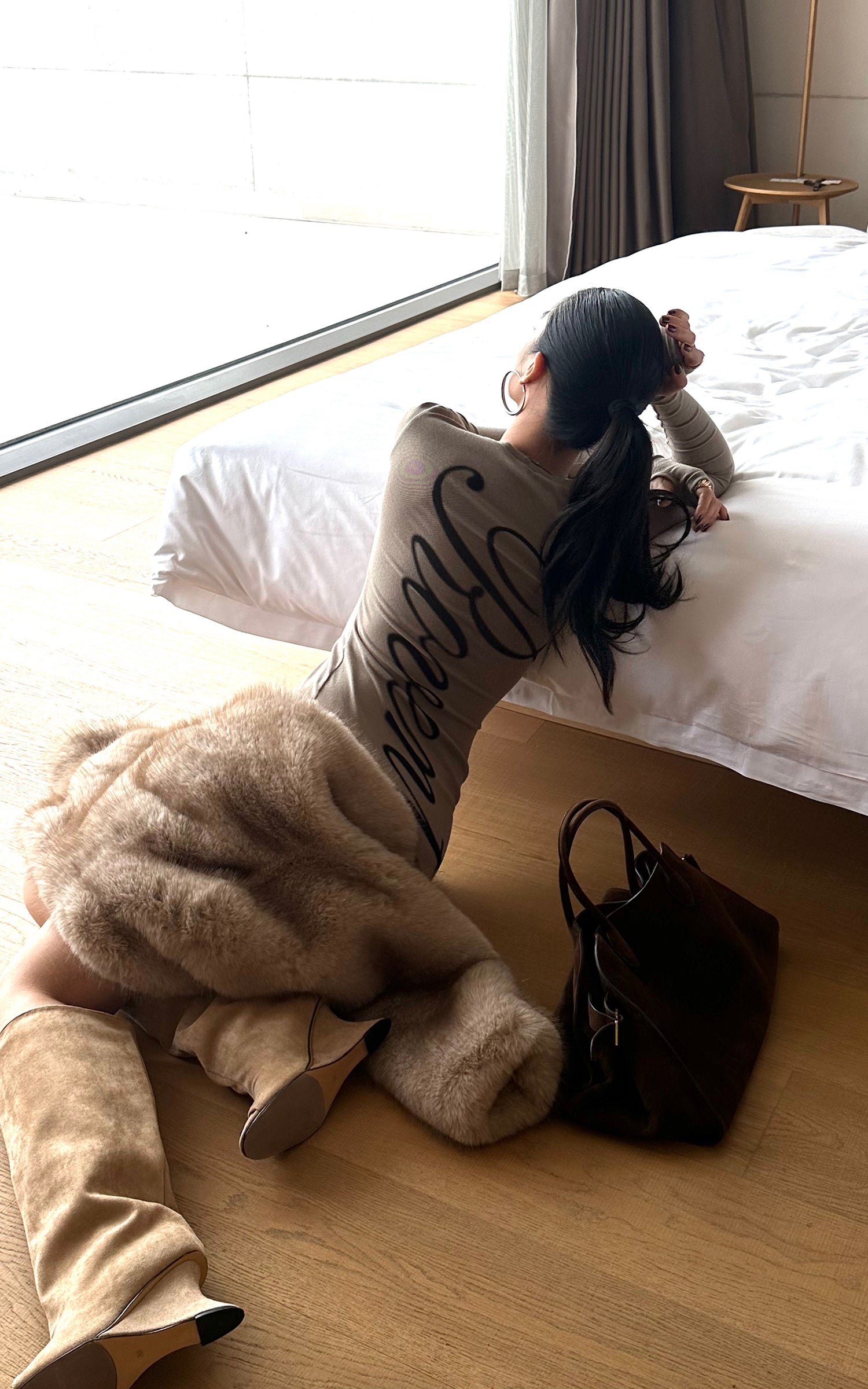 ROVENTE Script Back Bodycon Knit Mini Dress