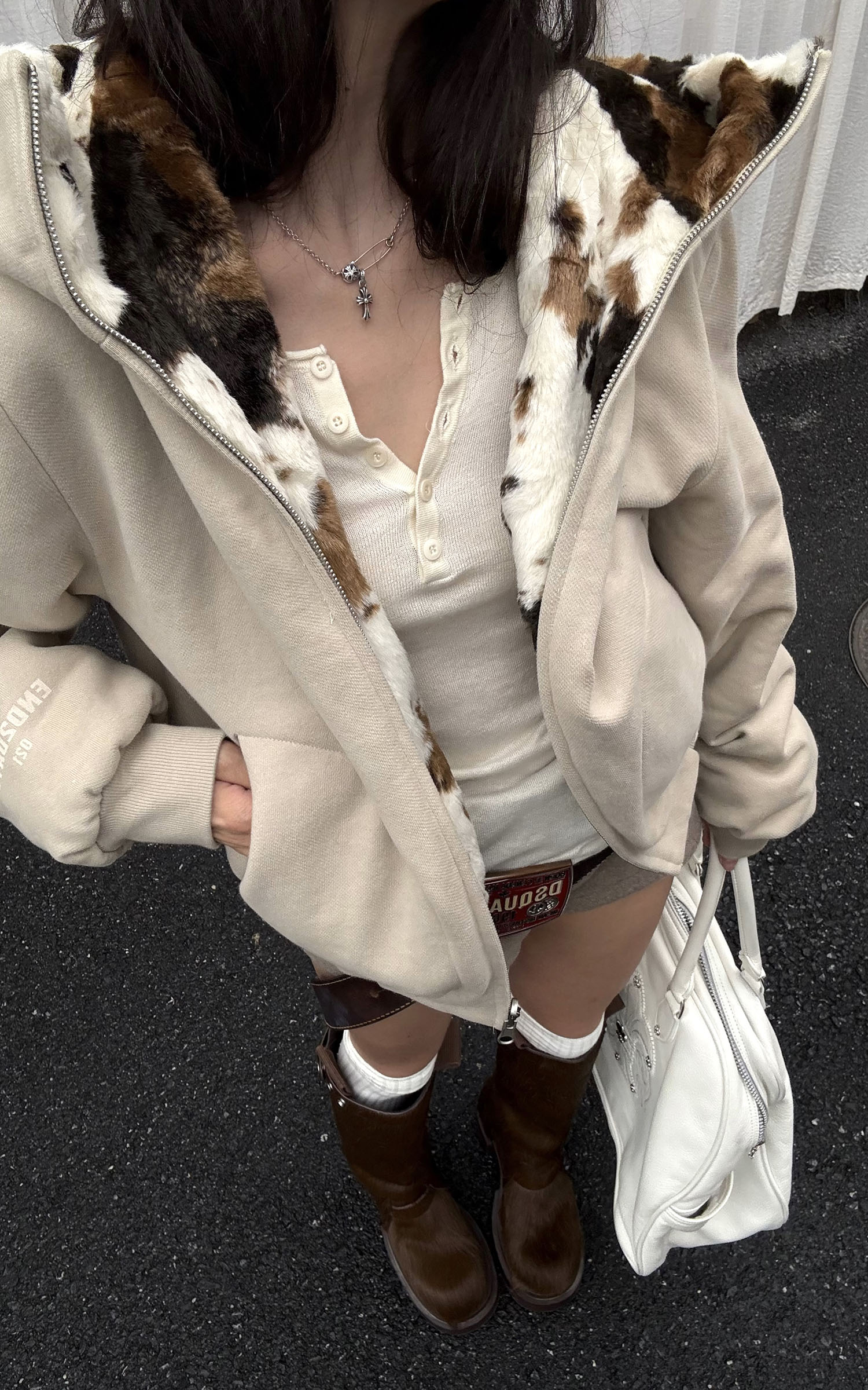 Veste réversible avec maille lisse et tissu pelucheux motif vache
