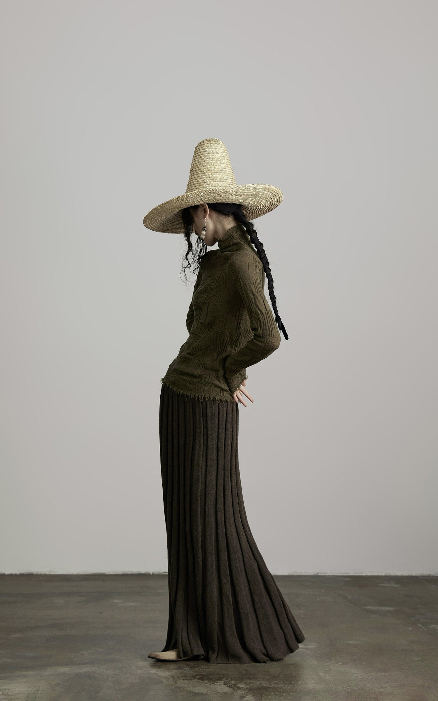 DOINDULGE Textured Distressed Knit Top
