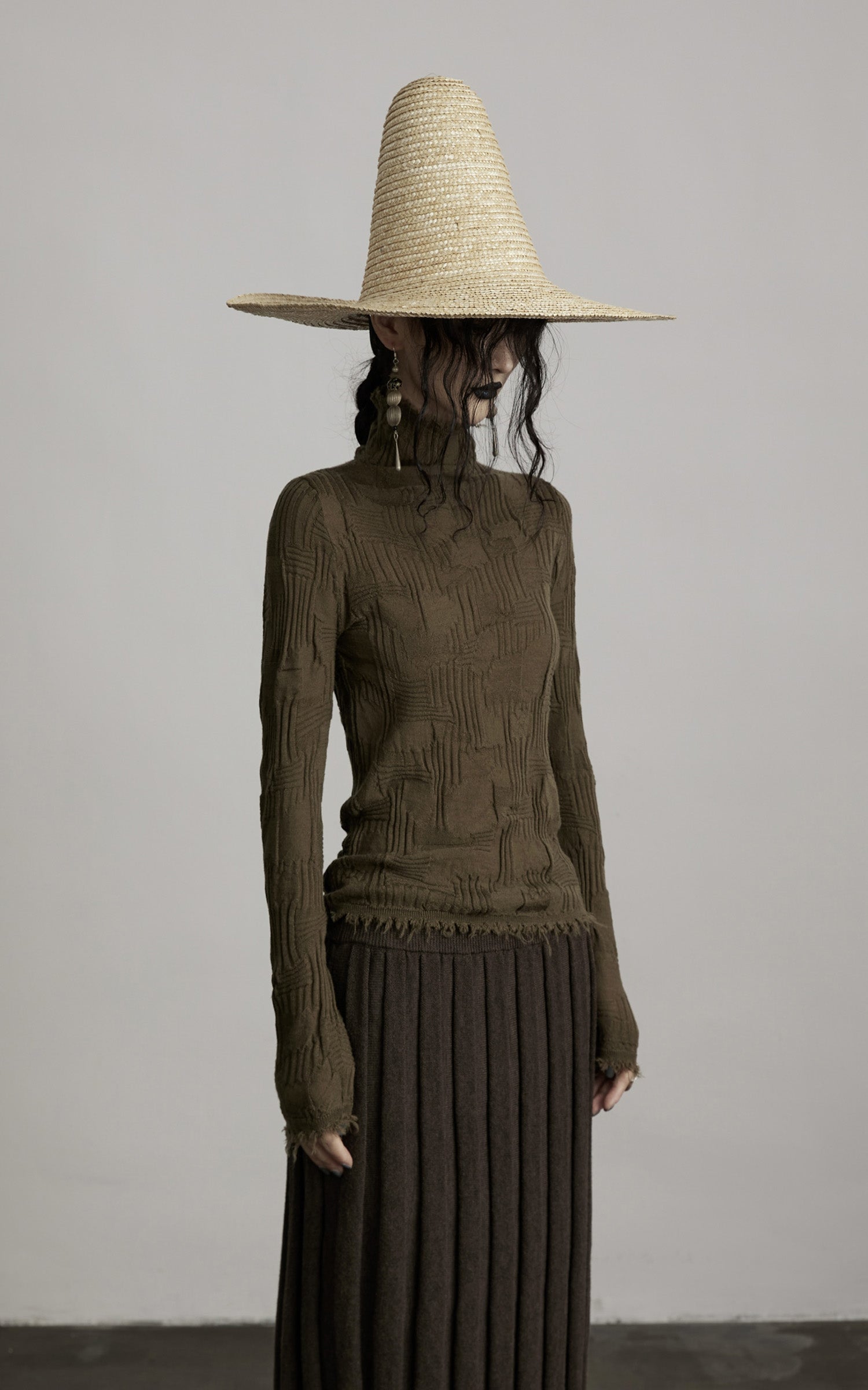 DOINDULGE Textured Distressed Knit Top