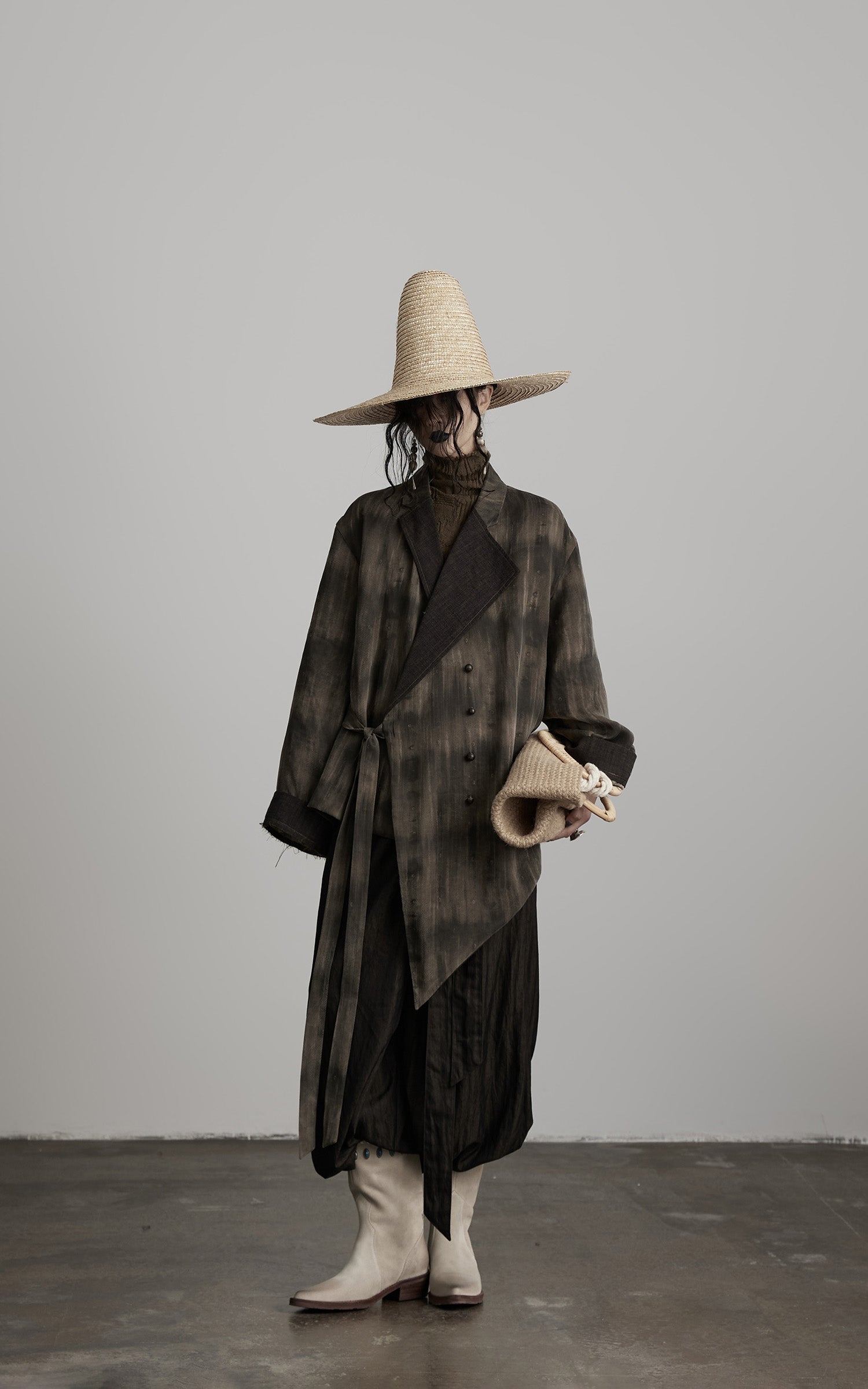 DOINDULGE Asymmetric Dyed Tailored Jacket