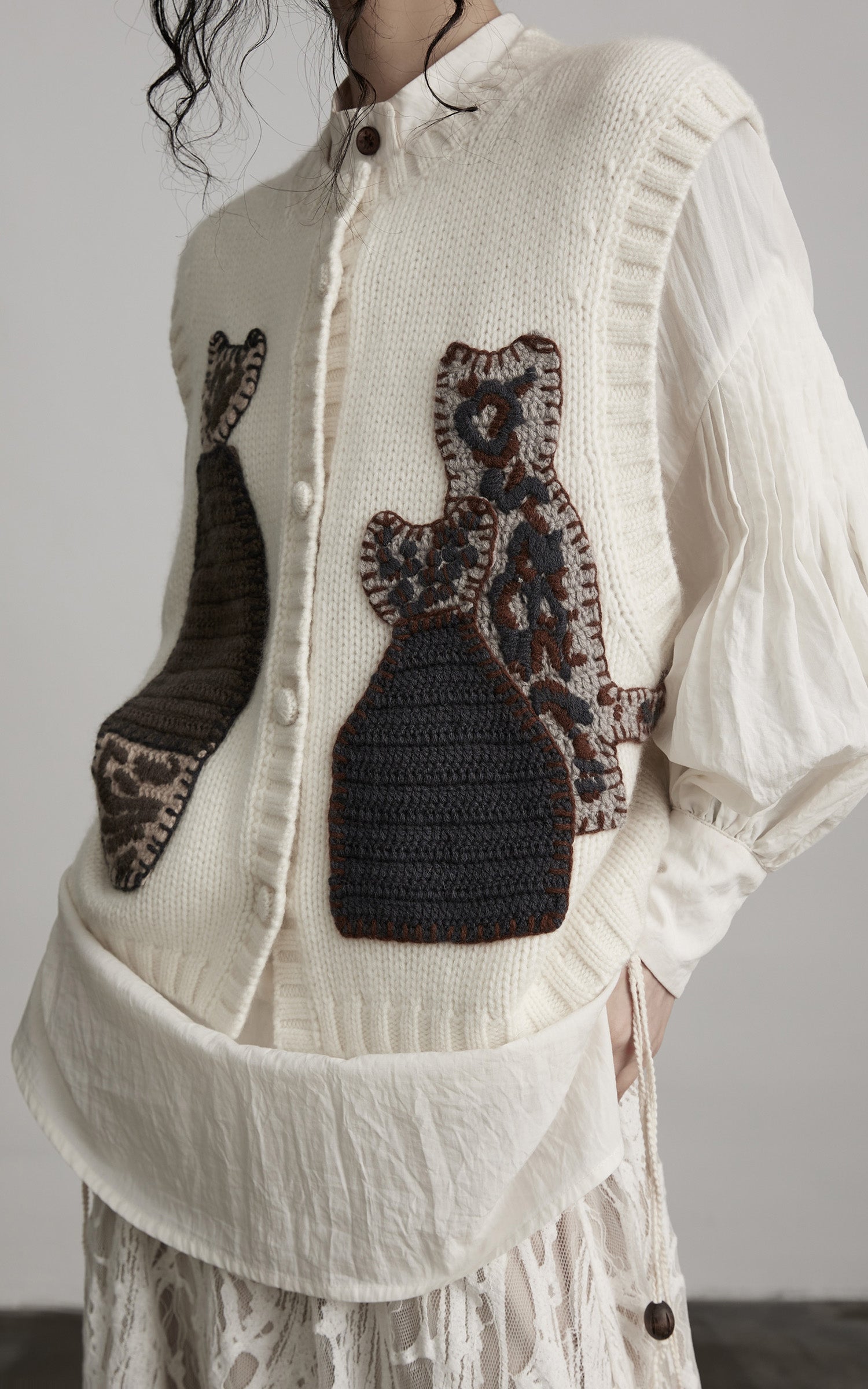 DOINDULGE Hand-Crocheted Pattern Knit Vest