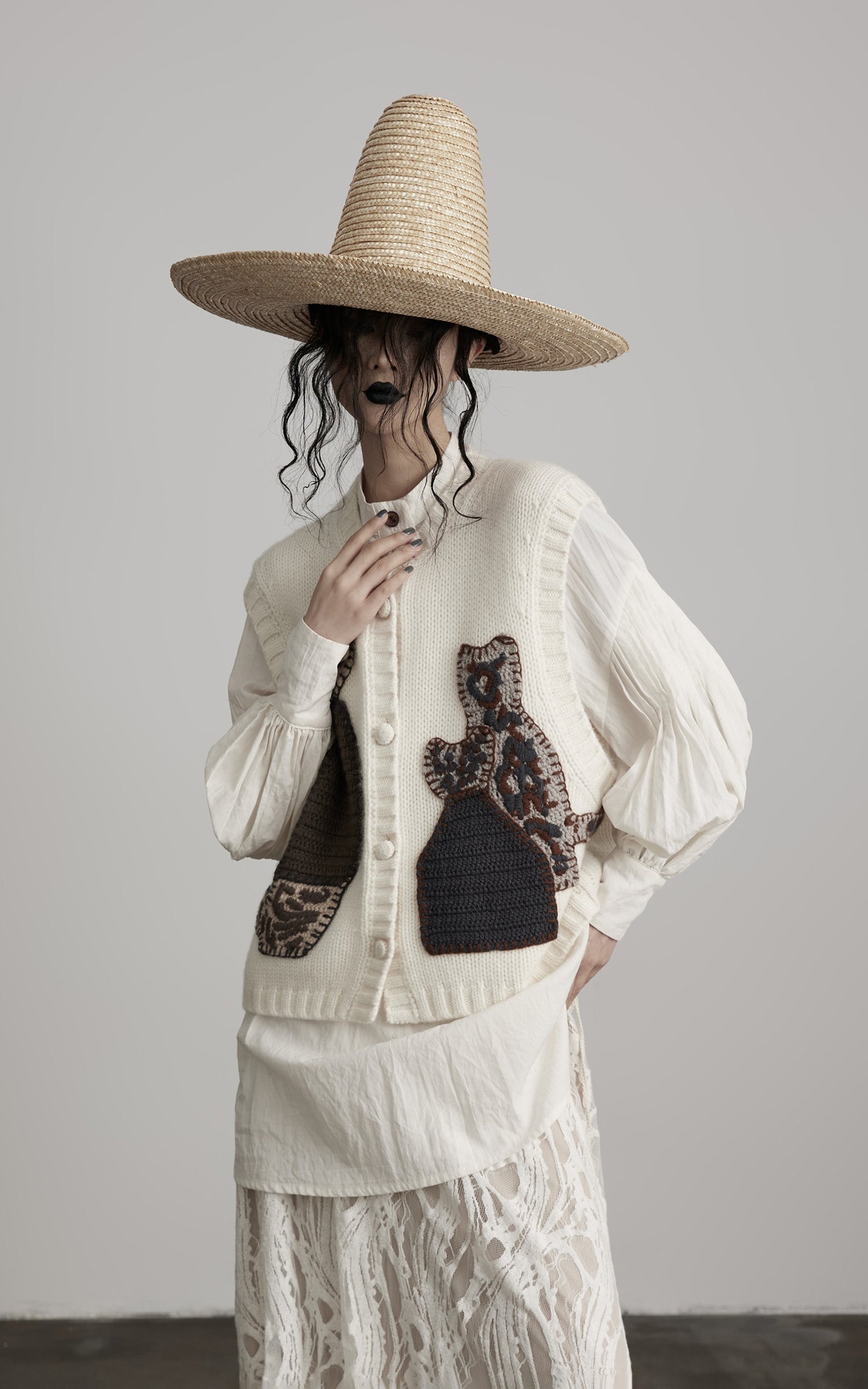 DOINDULGE Hand-Crocheted Pattern Knit Vest