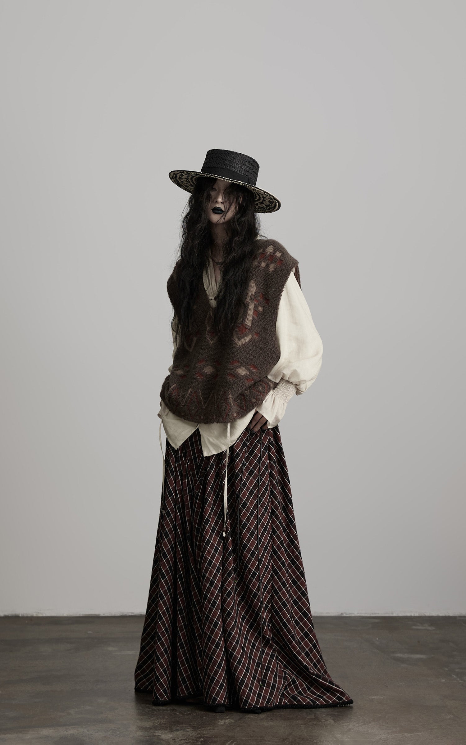 DOINDULGE Textured Check Maxi Skirt