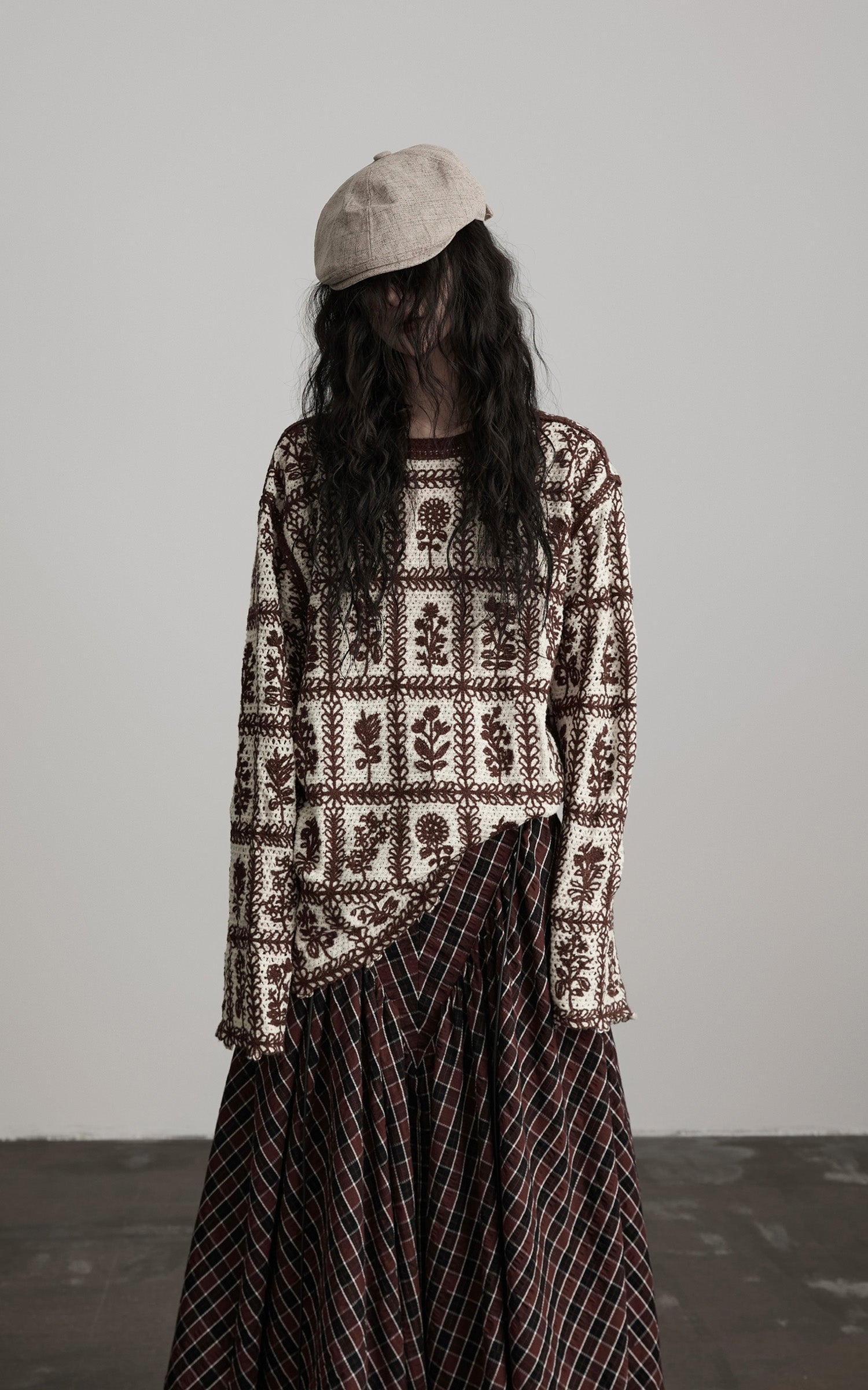 DOINDULGE Floral Grid Knit Sweater