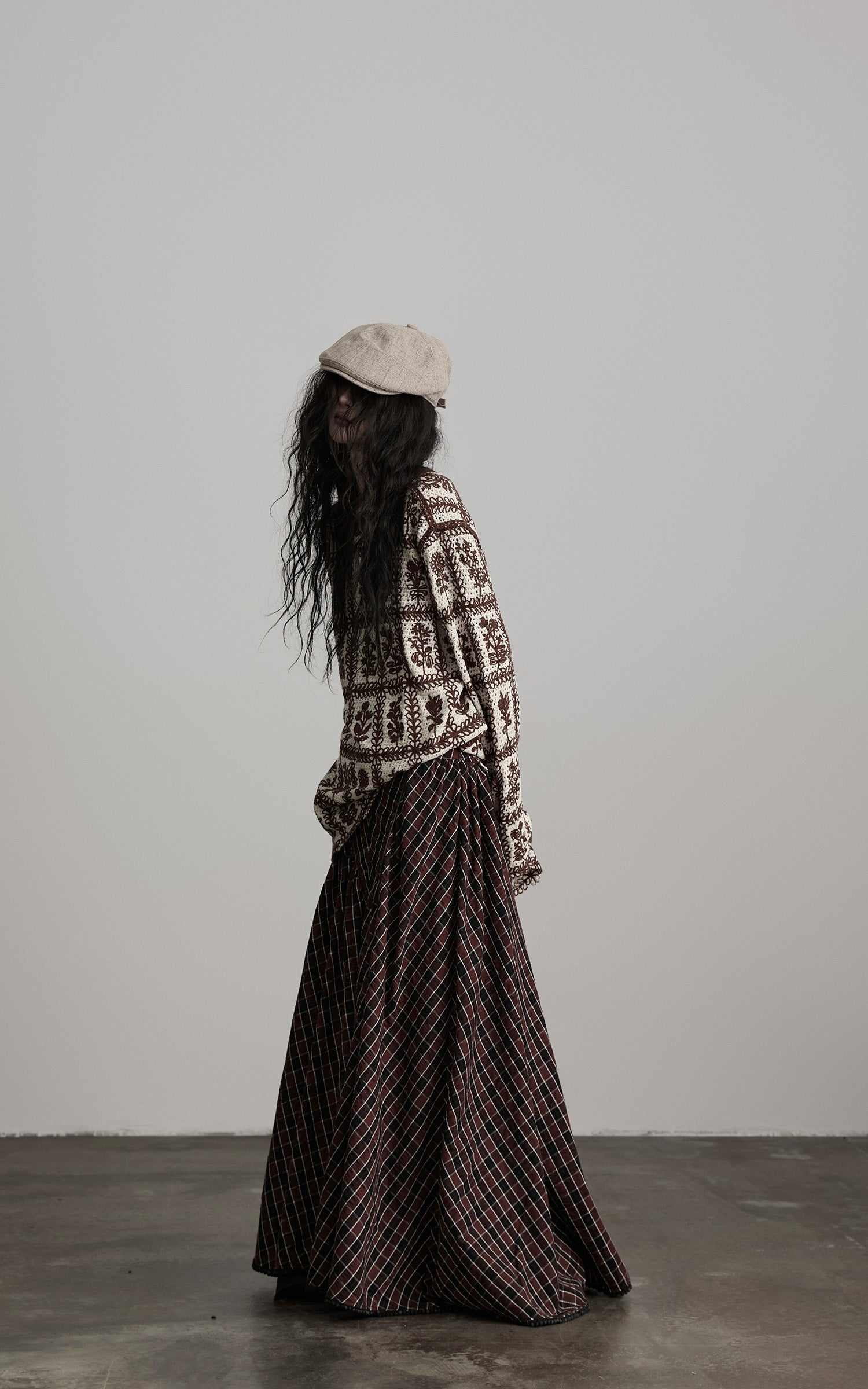 DOINDULGE Floral Grid Knit Sweater