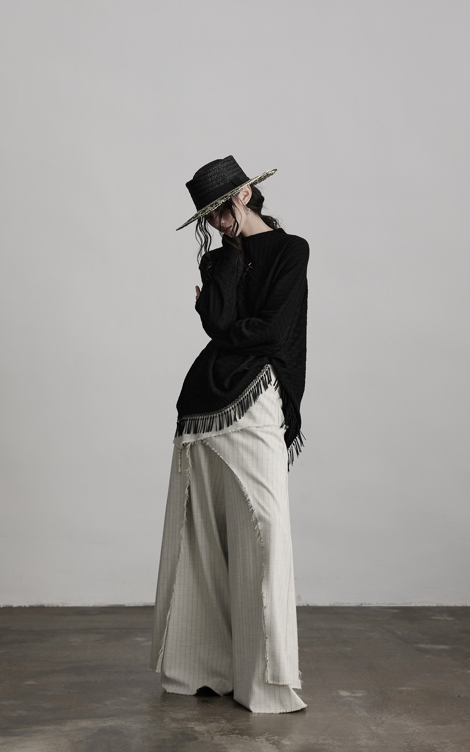 DOINDULGE Textured Fringe Knit Sweater