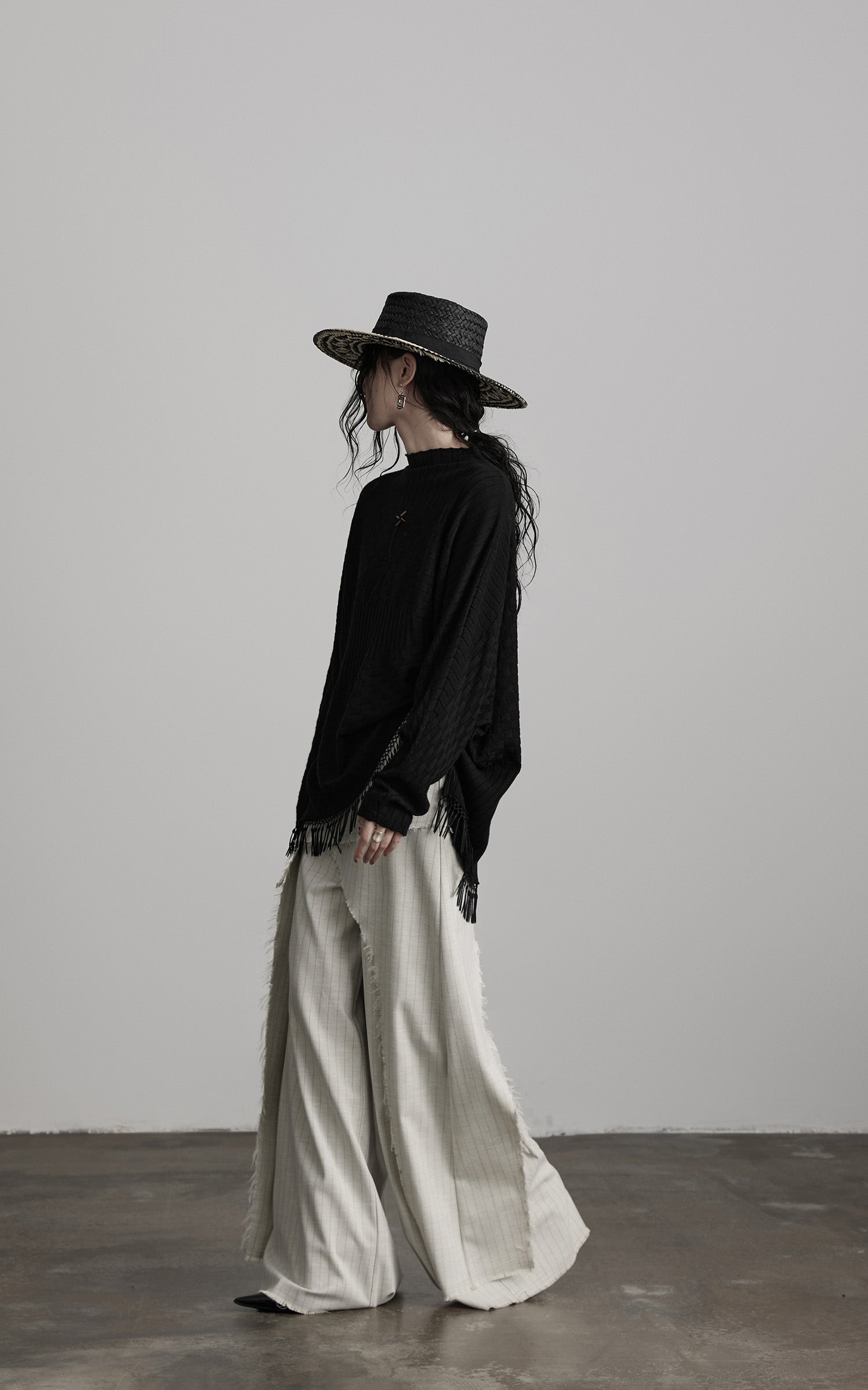 DOINDULGE Textured Fringe Knit Sweater