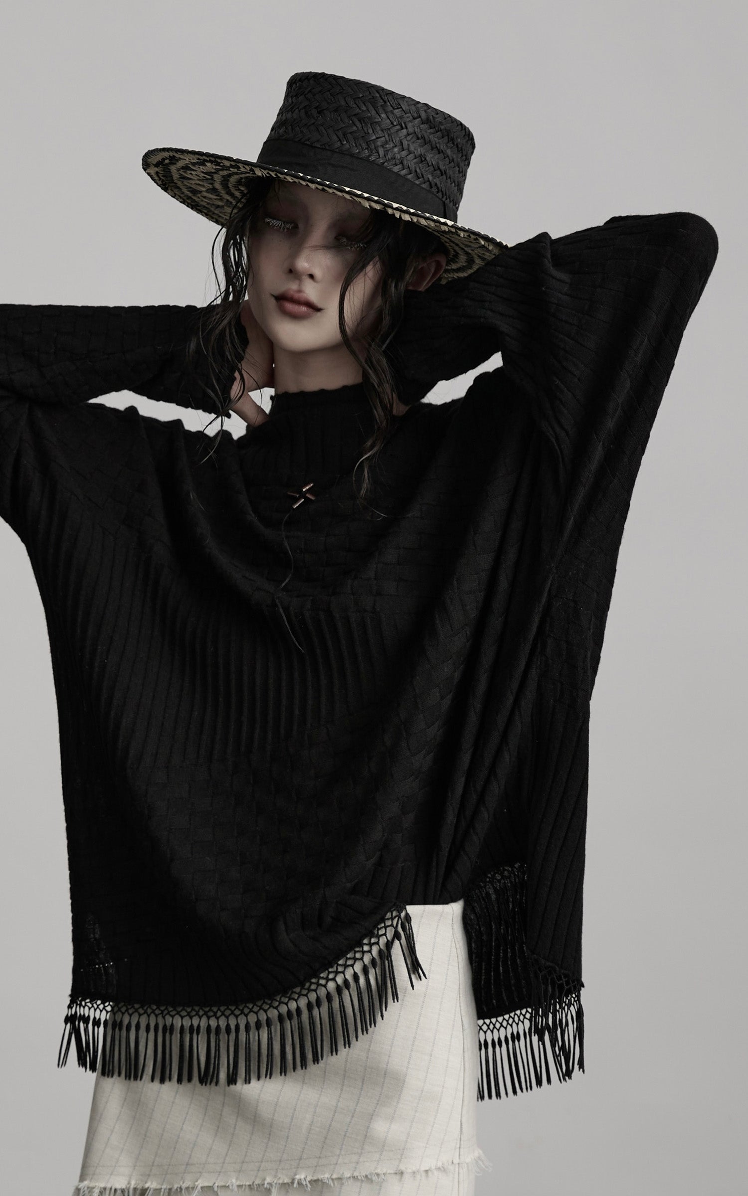 DOINDULGE Textured Fringe Knit Sweater