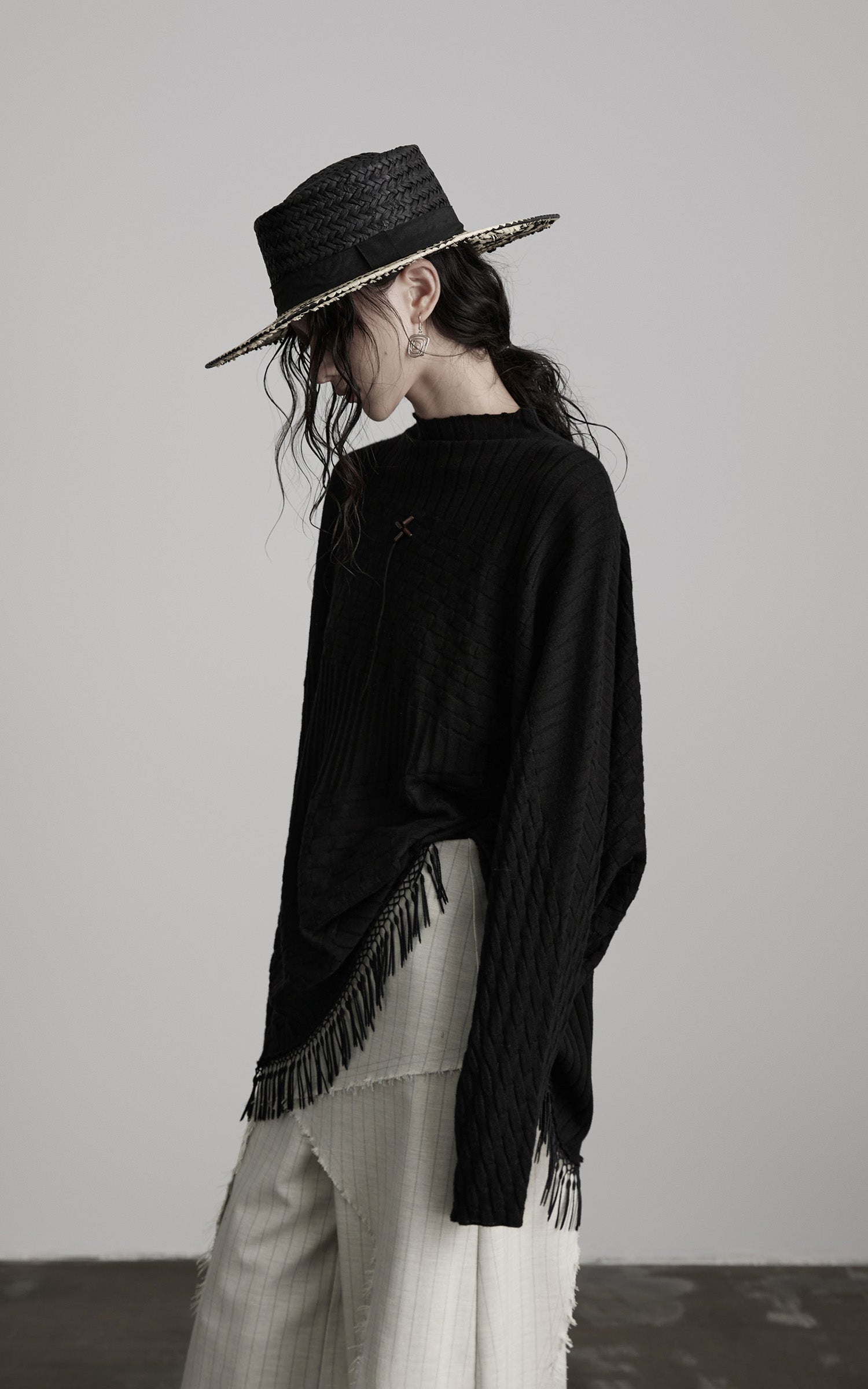 DOINDULGE Textured Fringe Knit Sweater