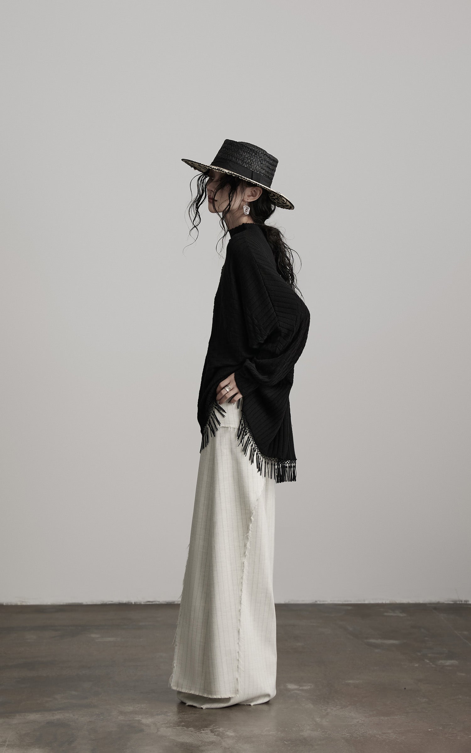 DOINDULGE Textured Fringe Knit Sweater