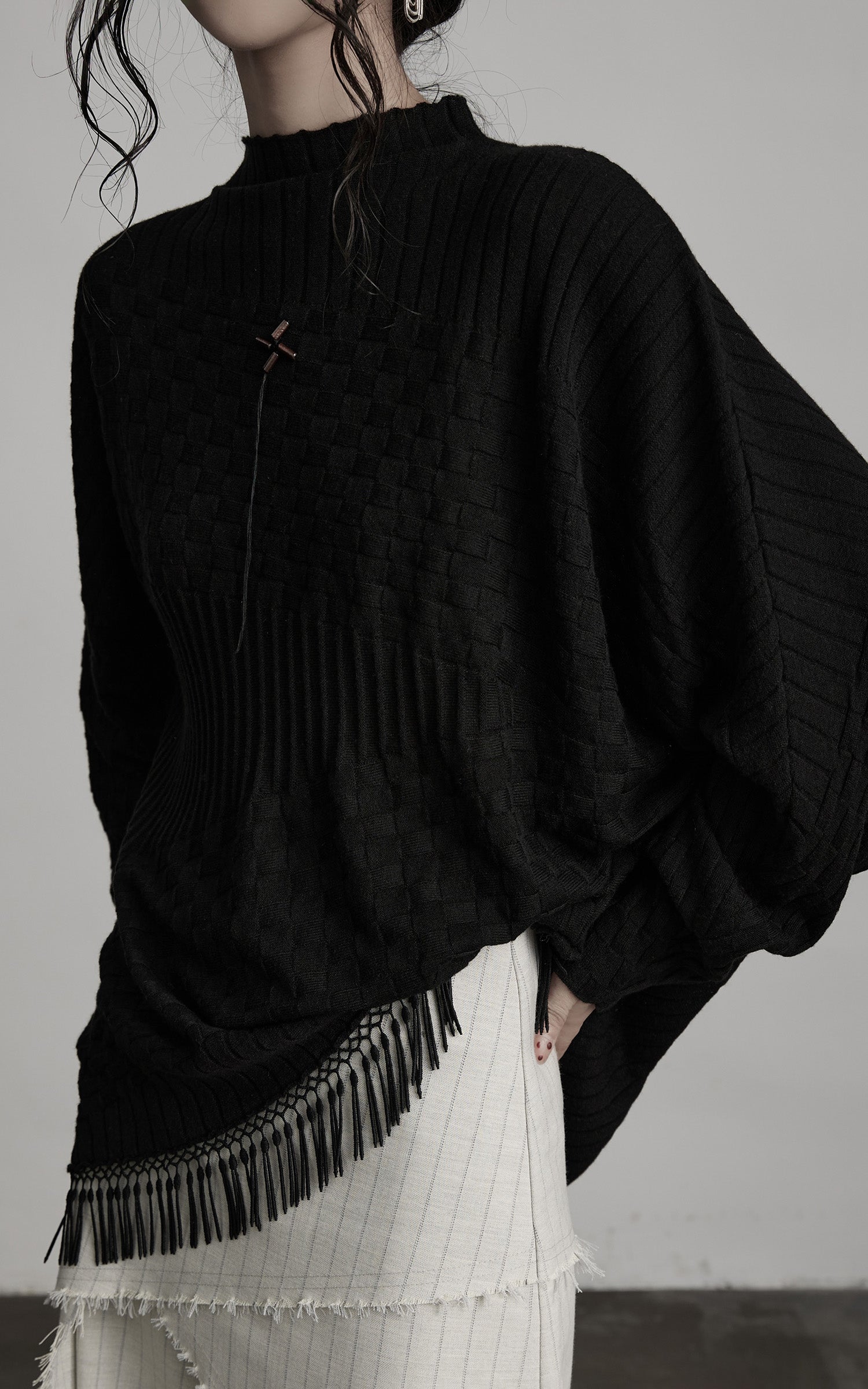 DOINDULGE Textured Fringe Knit Sweater