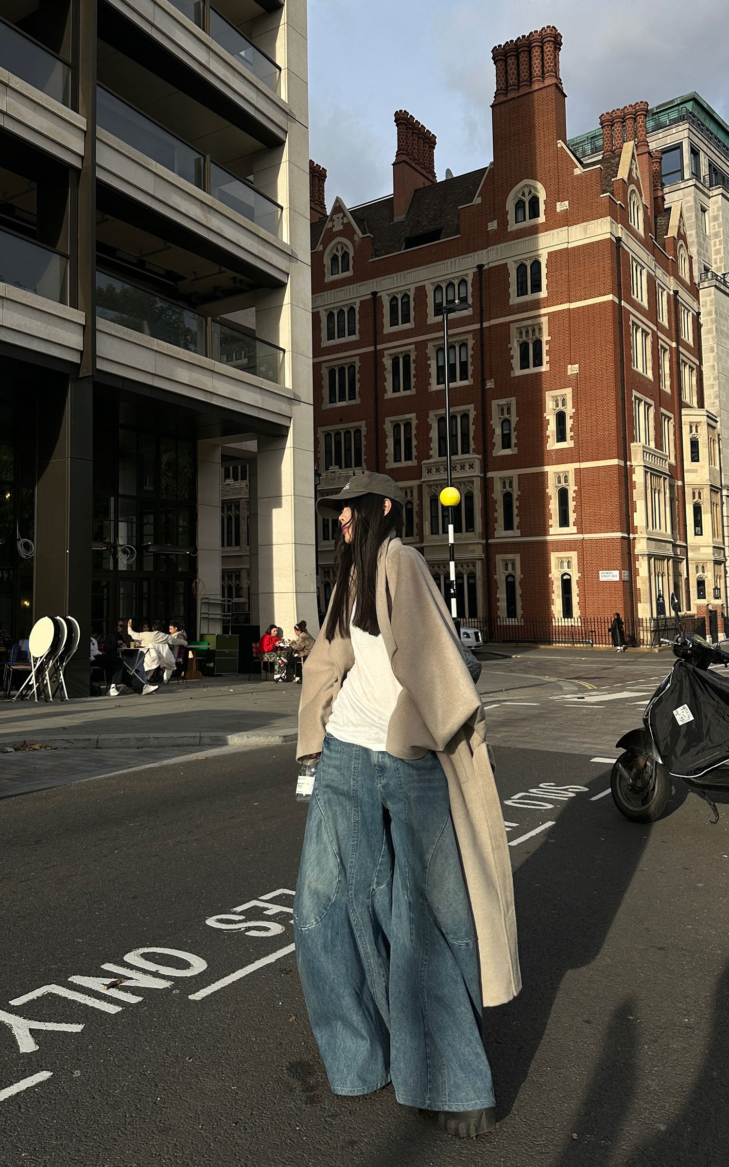 WARDEN EDGE ワイドレッグカーブパネルデニムパンツ