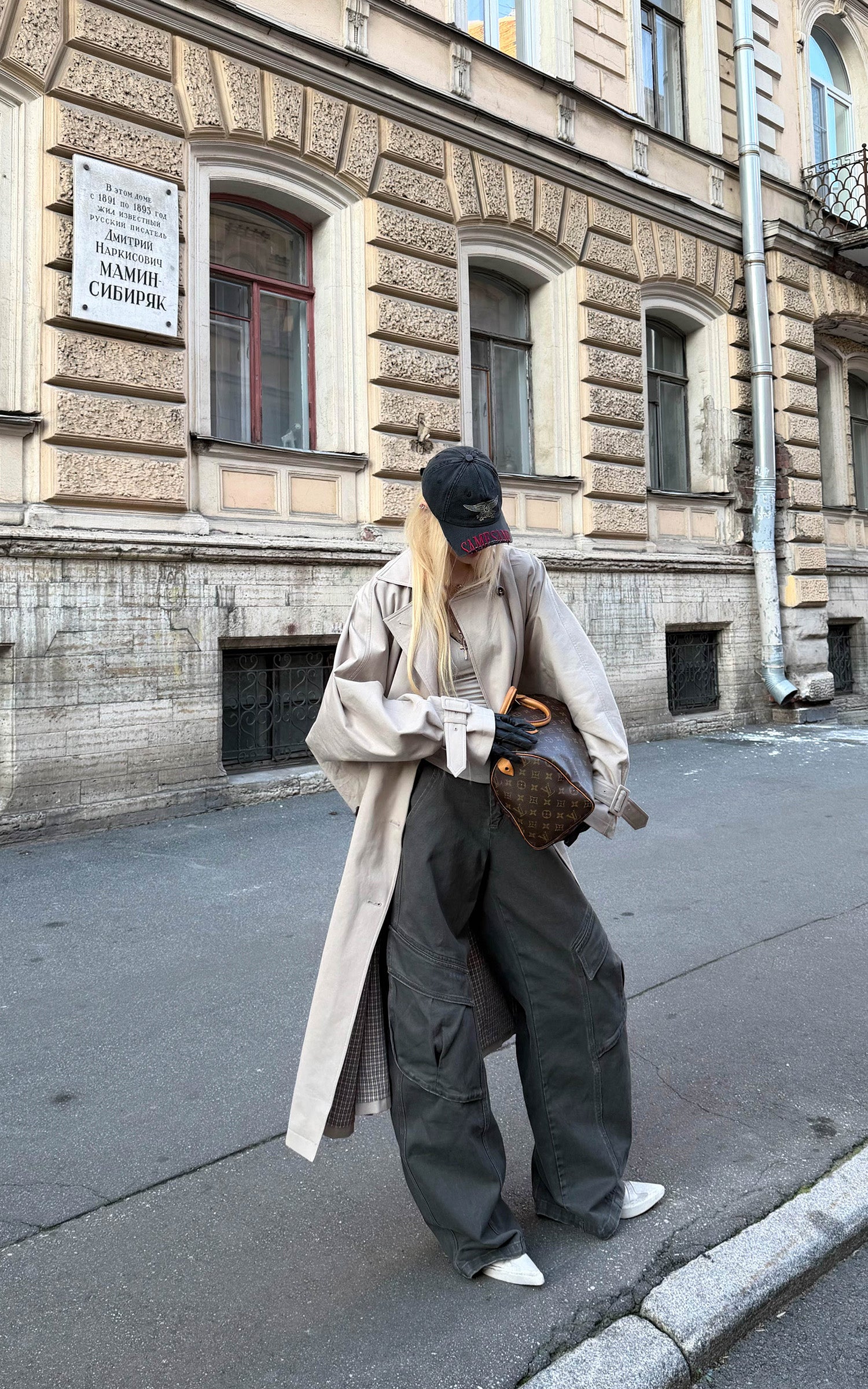 Rase le sol 彫刻されたワイドレッグユーティリティデニムパンツ