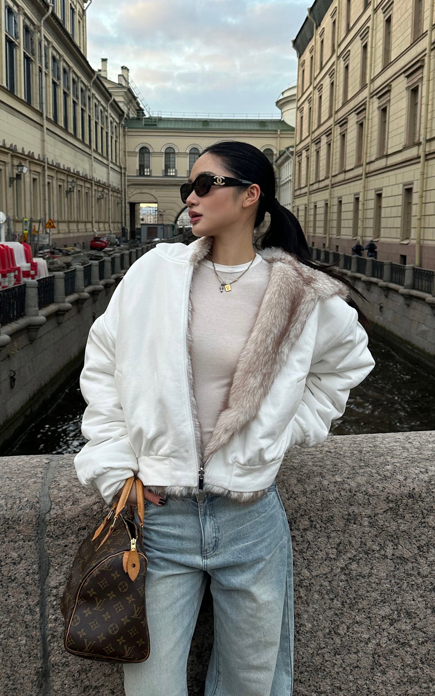 ROVENTE リバーシブルフリースフーディジャケット