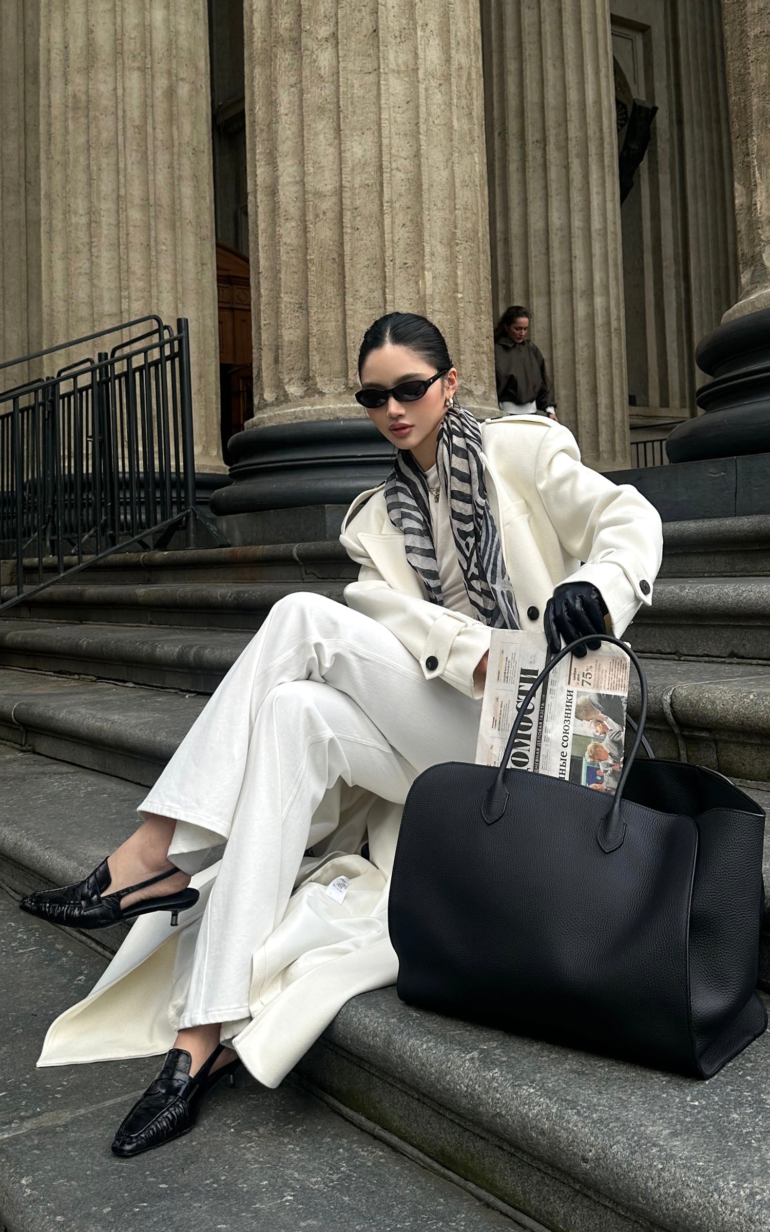 ROVENTE Long Double-Breasted Belted Coat