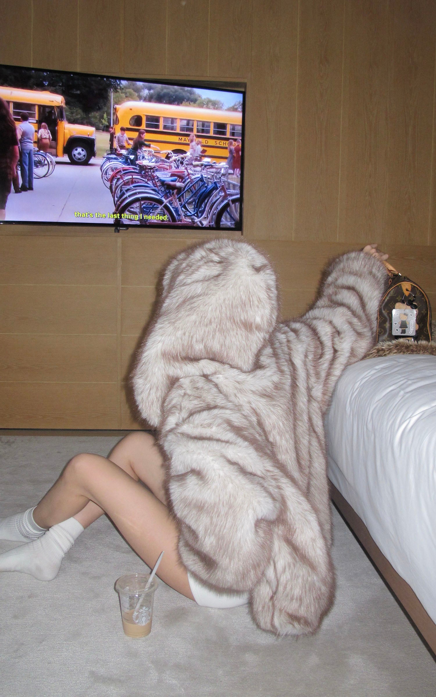 ROVENTE リバーシブルフリースフーディジャケット