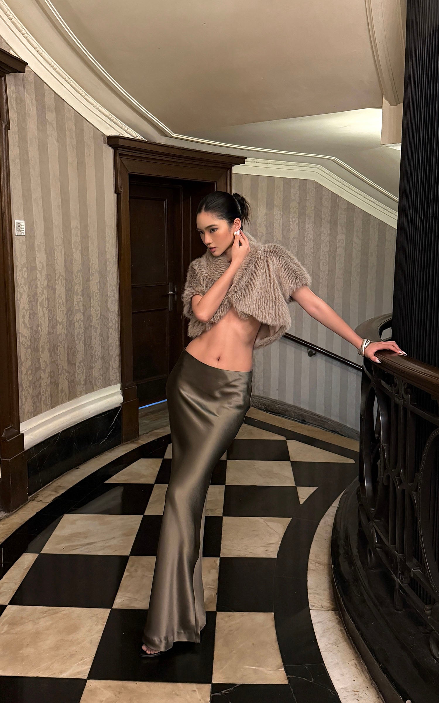 ROVENTE Satin Low-Waist Maxi Skirt