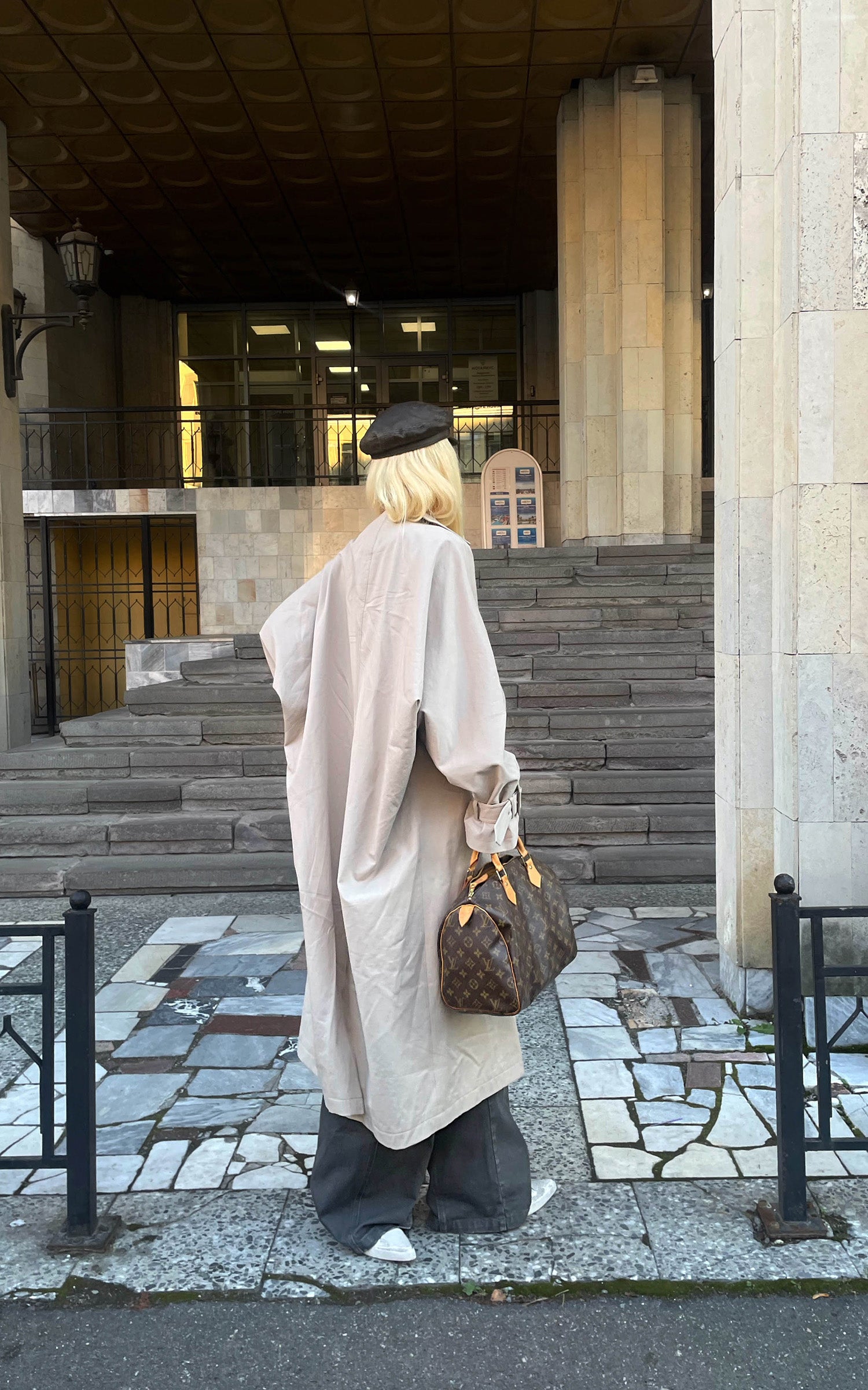 Rase le sol 체크 안감이 돋보이는 리버시블 롱 트렌치코트