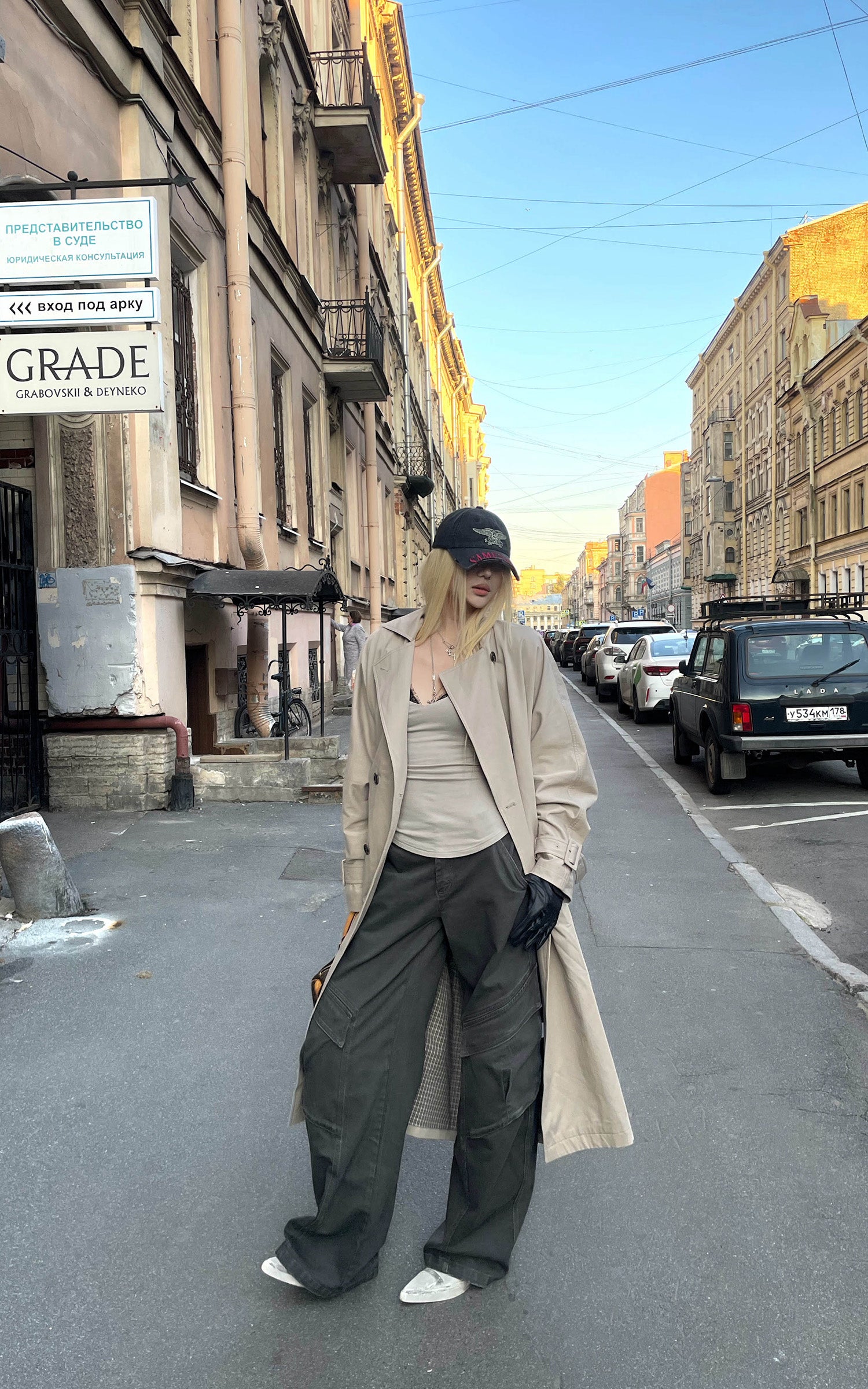 Rase le sol 彫刻されたワイドレッグユーティリティデニムパンツ