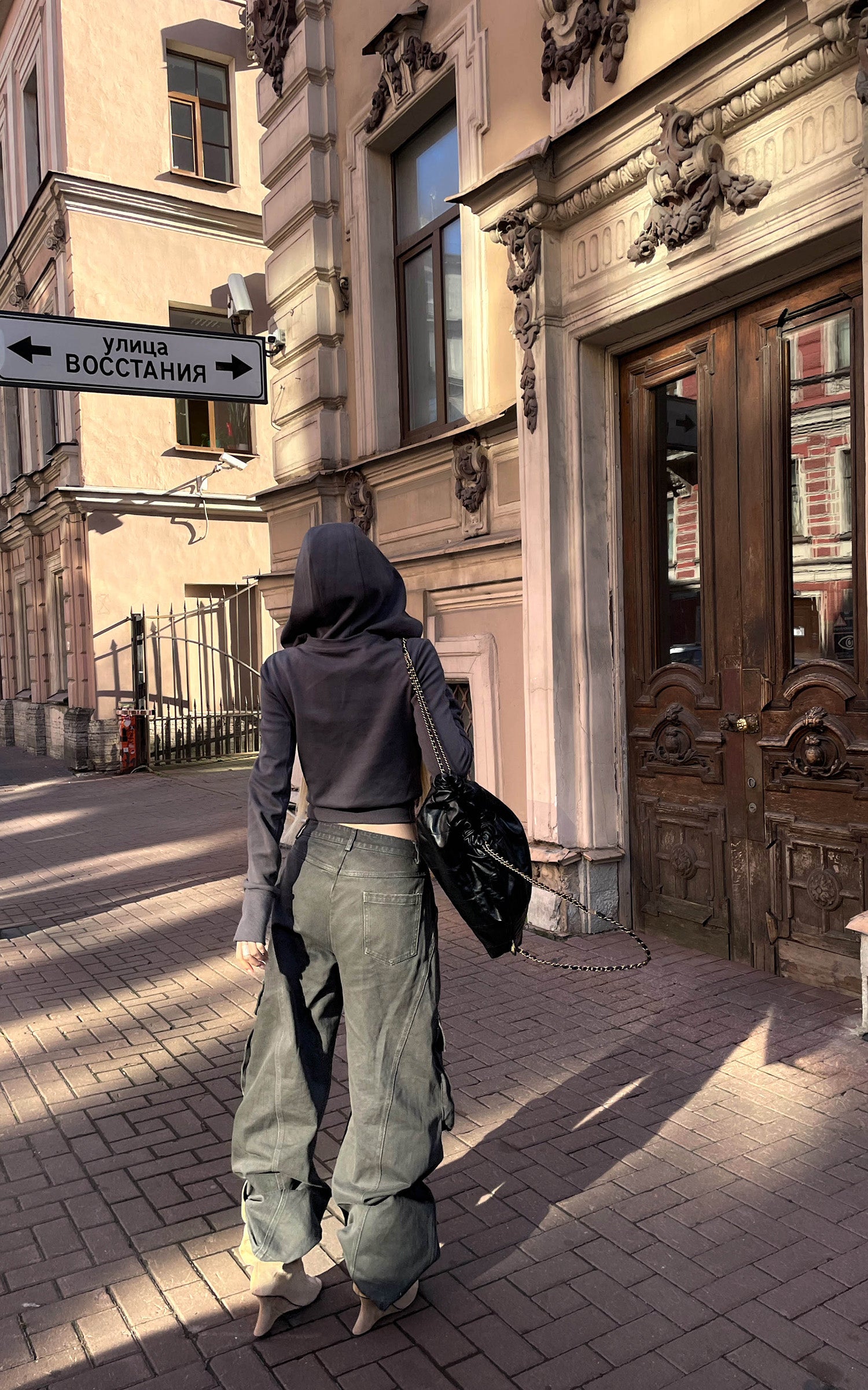 Rase le sol Deconstructed Fitted Hooded Sculpted Sweatshirt