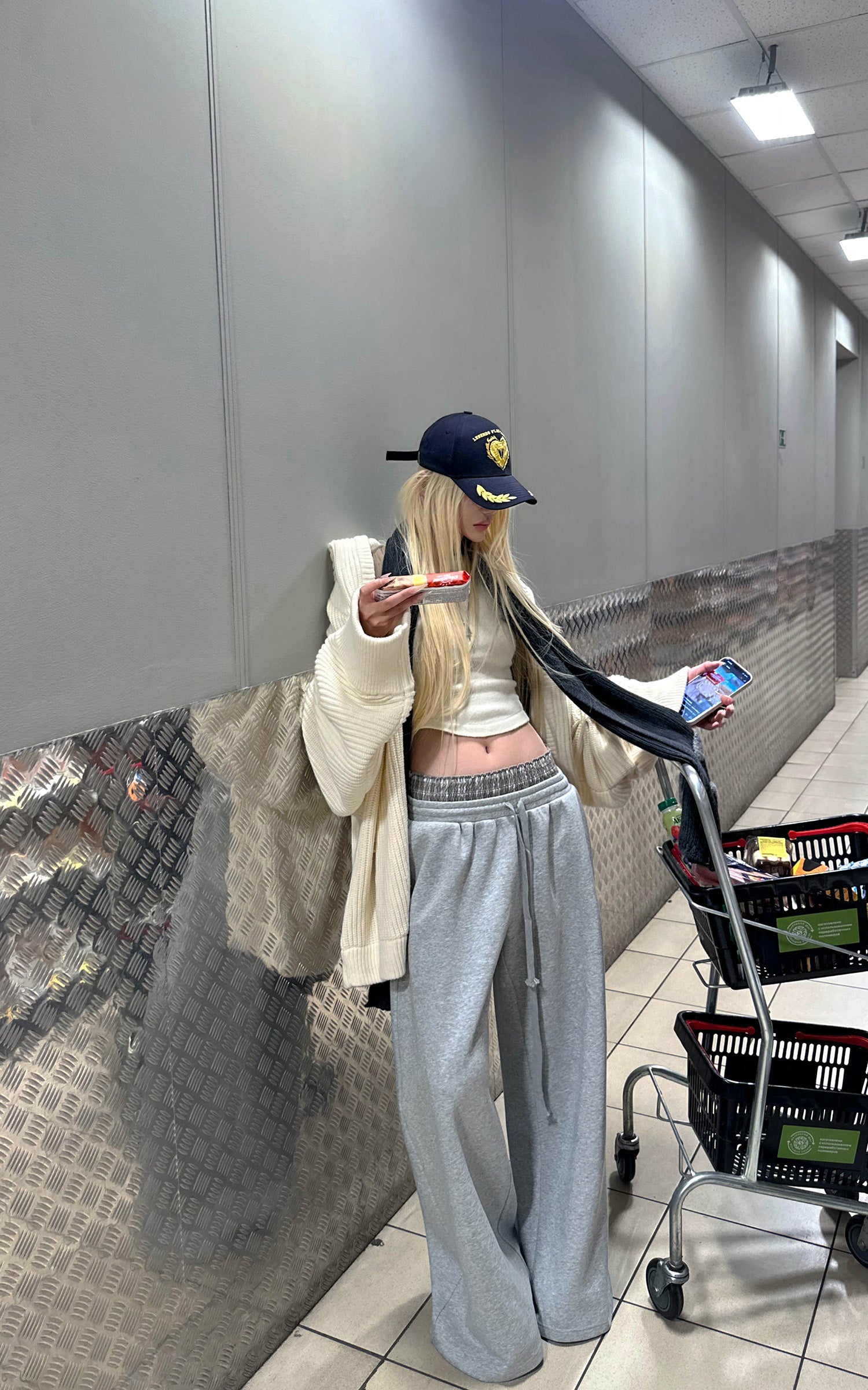 Rase le sol Wide-leg Sweatpants With Smocked Waist And Drawstring Floor-length Design