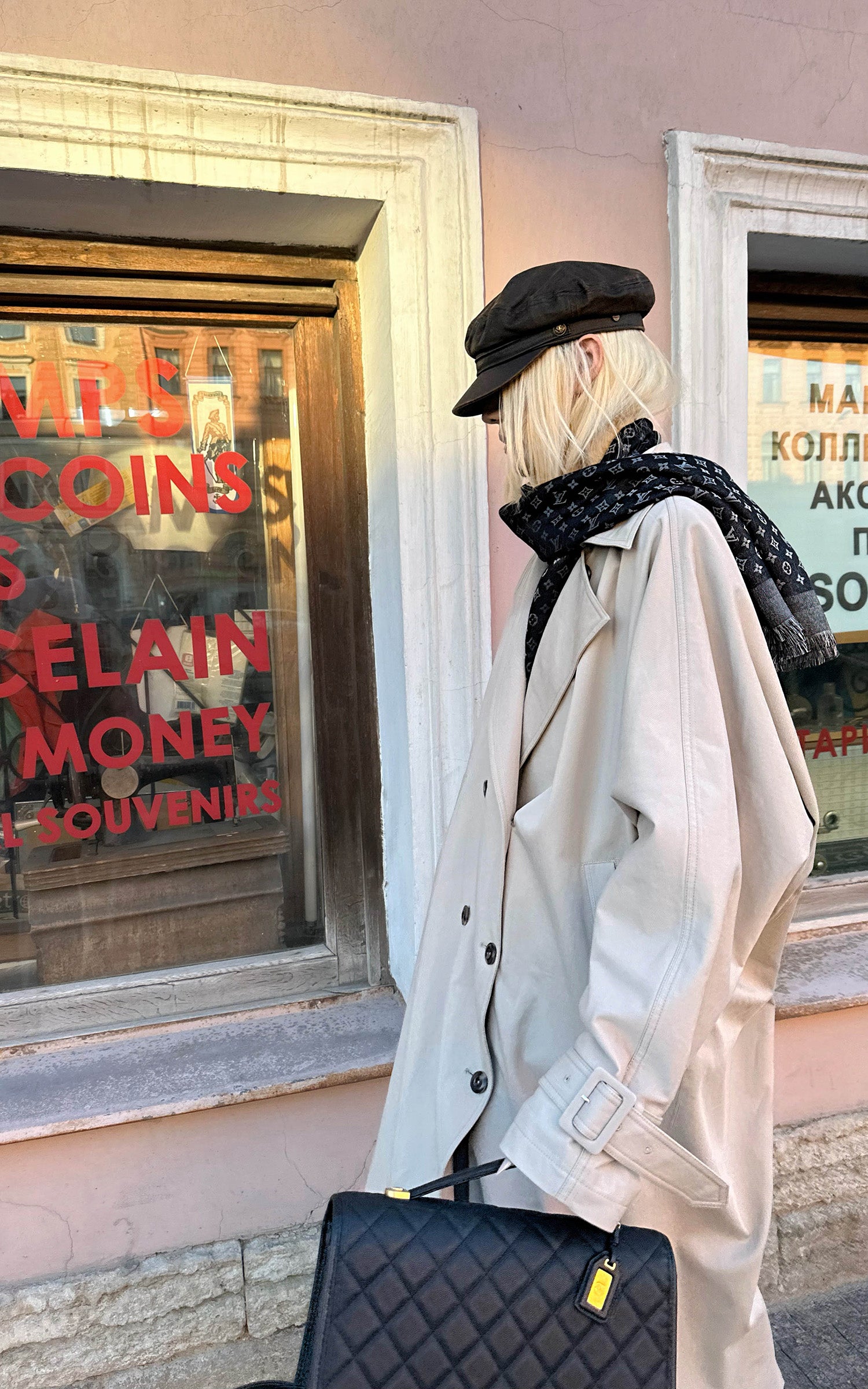 Rase le sol 체크 안감이 돋보이는 리버시블 롱 트렌치코트