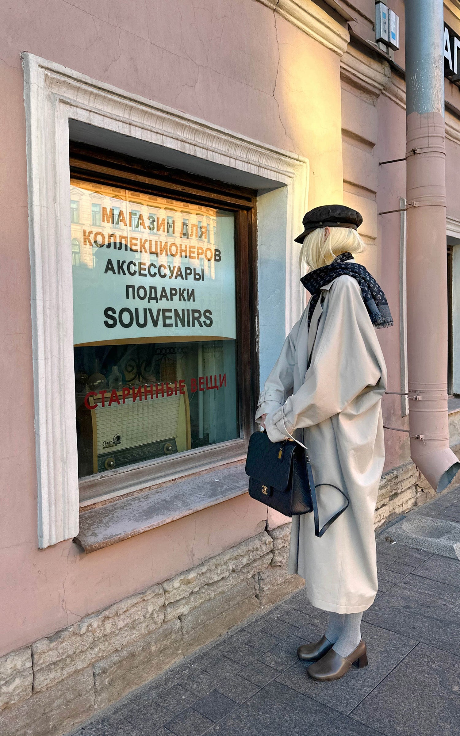 Rase le sol 체크 안감이 돋보이는 리버시블 롱 트렌치코트