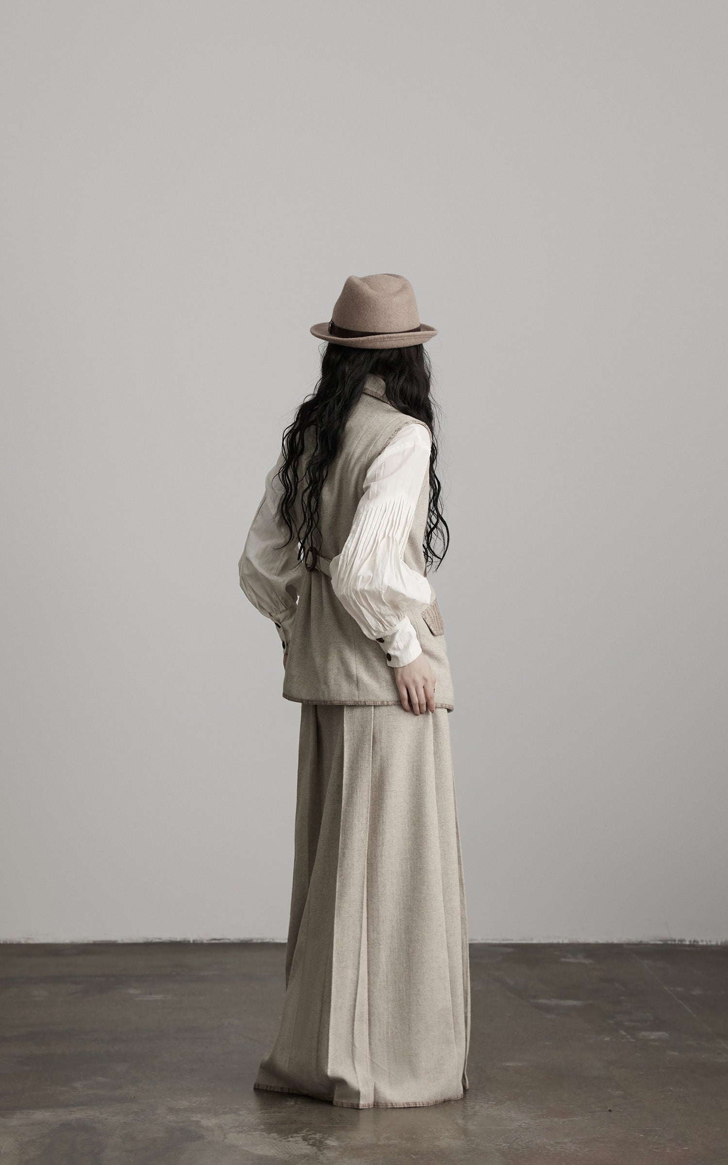 DOINDULGE Herringbone Pleated Maxi Skirt