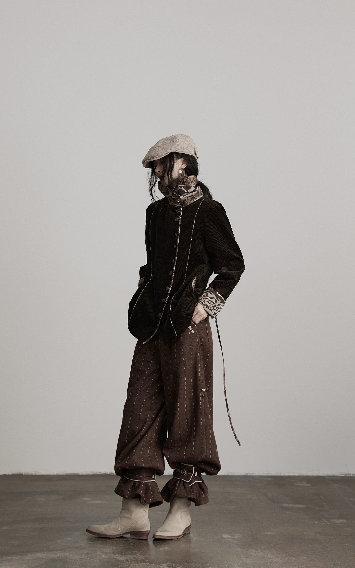 DOINDULGE Structured Embroidered Wide-Leg Trousers