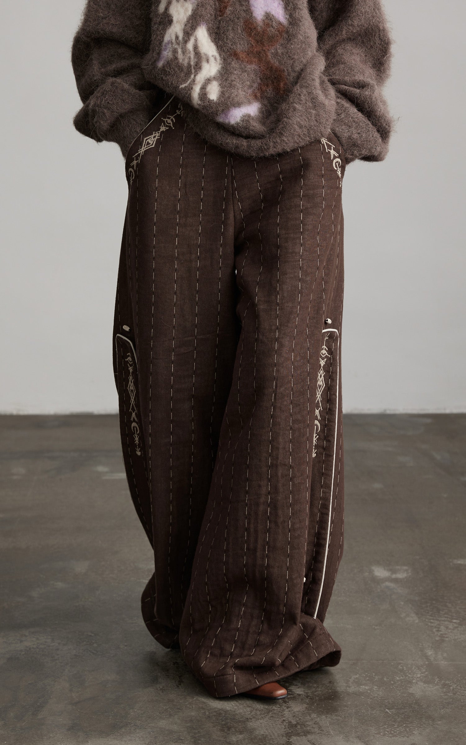 DOINDULGE Structured Embroidered Wide-Leg Trousers