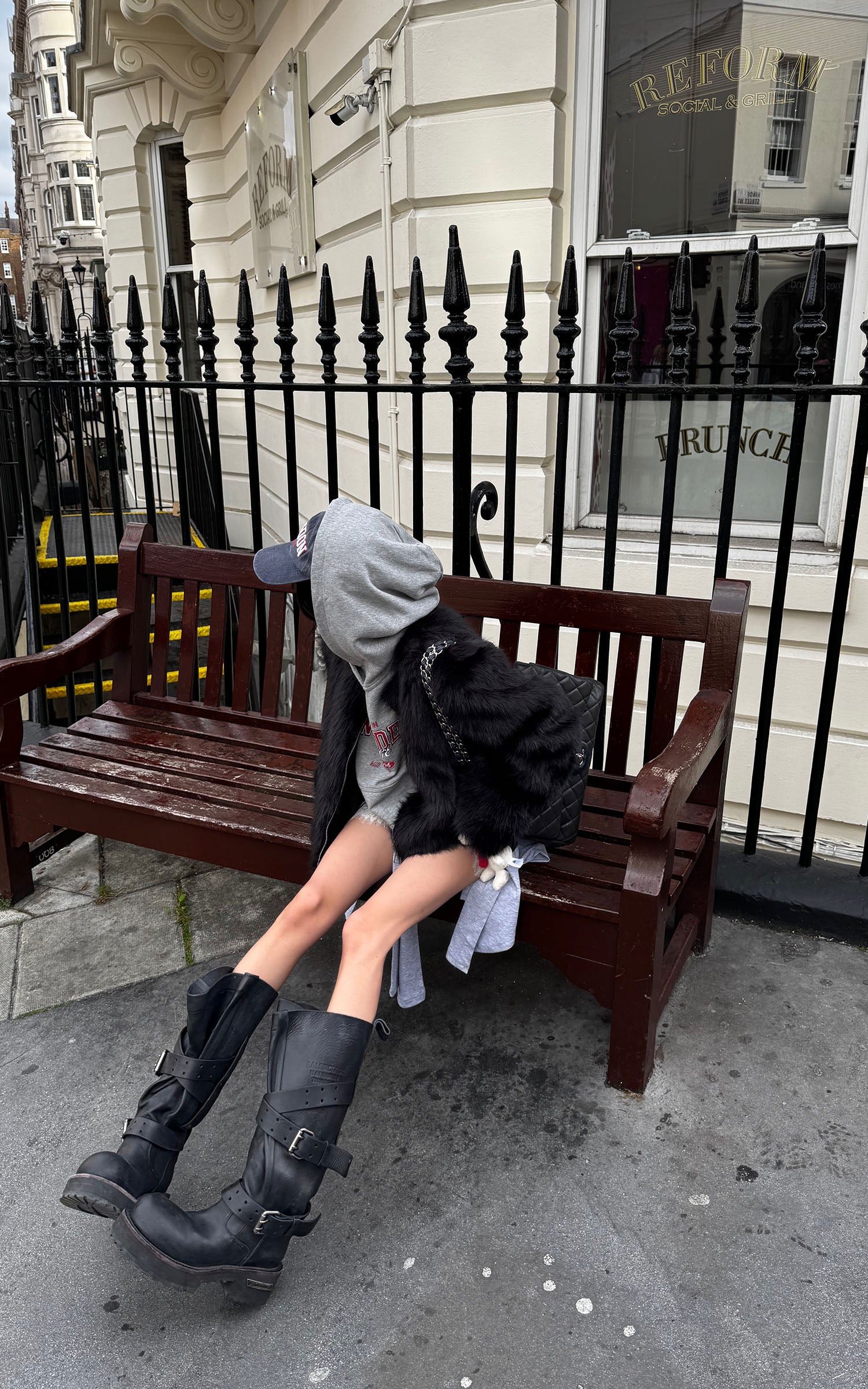 WARDEN EDGE Vintage Logo Oversized Hoodie