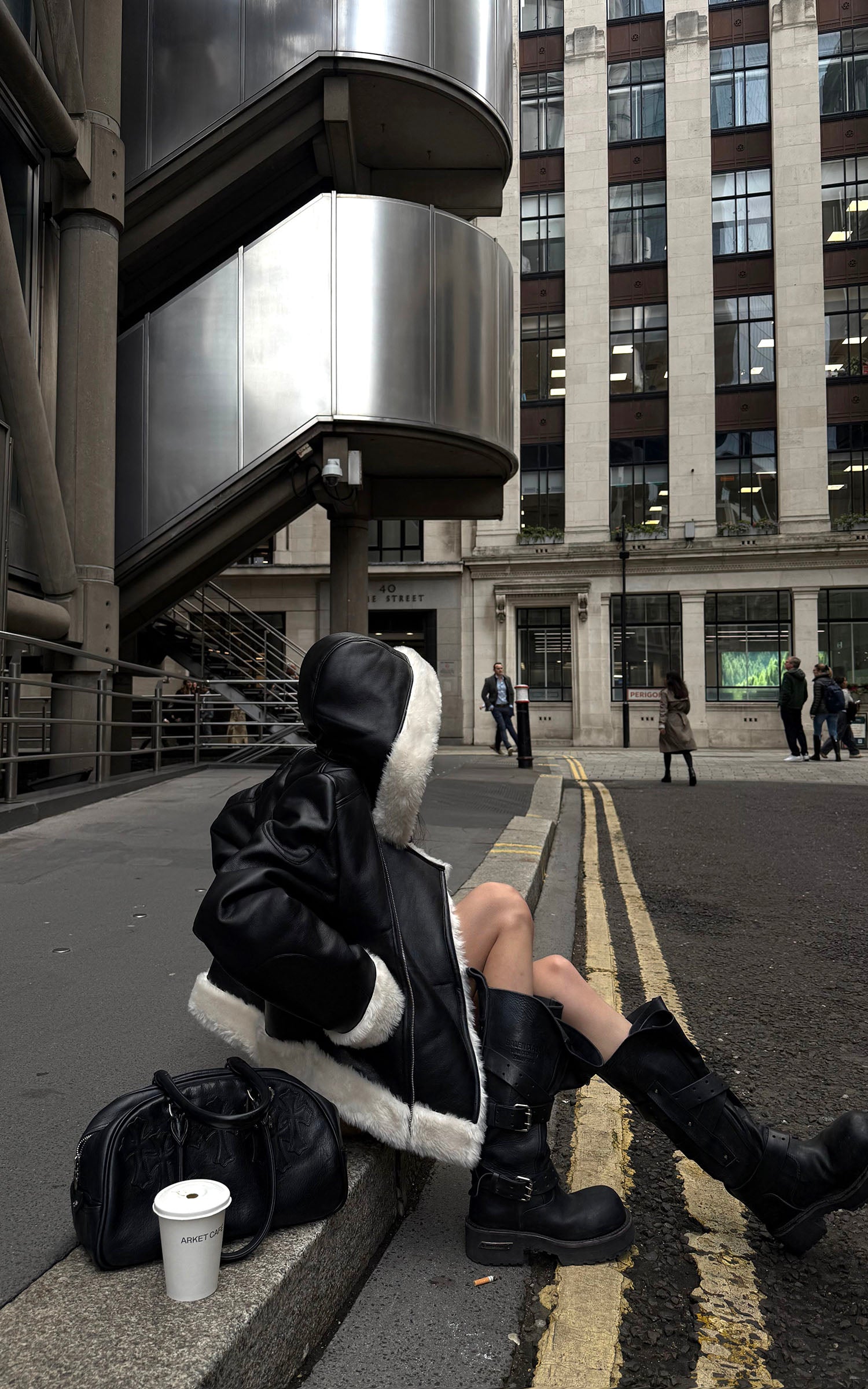 WARDEN EDGE フェイクシアリング クロップドフードジャケット