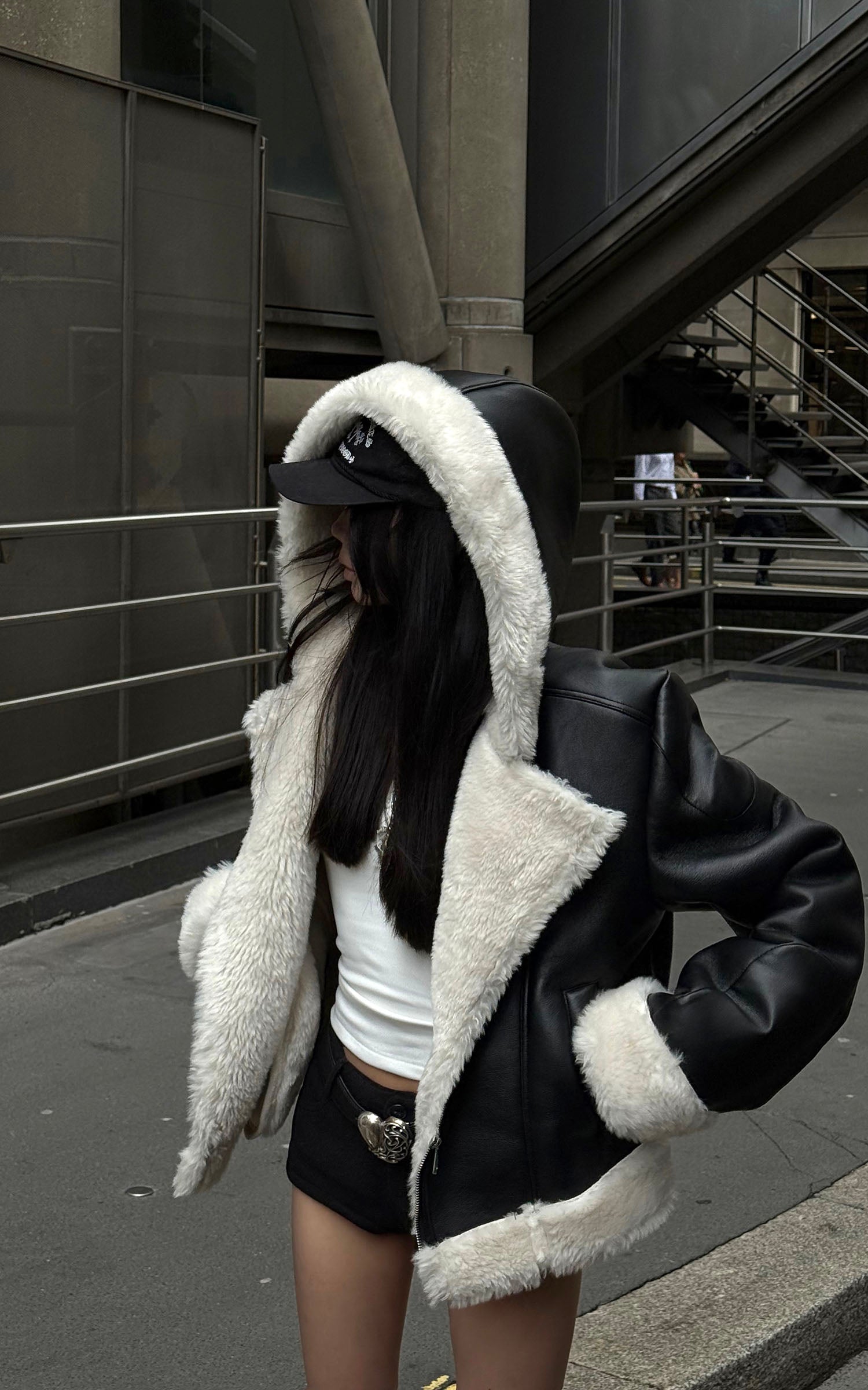 【PINKPARKS】WARDEN EDGEアシメレイヤードスカートセット PINKPARKS】WARDEN EDGEアシメレイヤードスカートセット