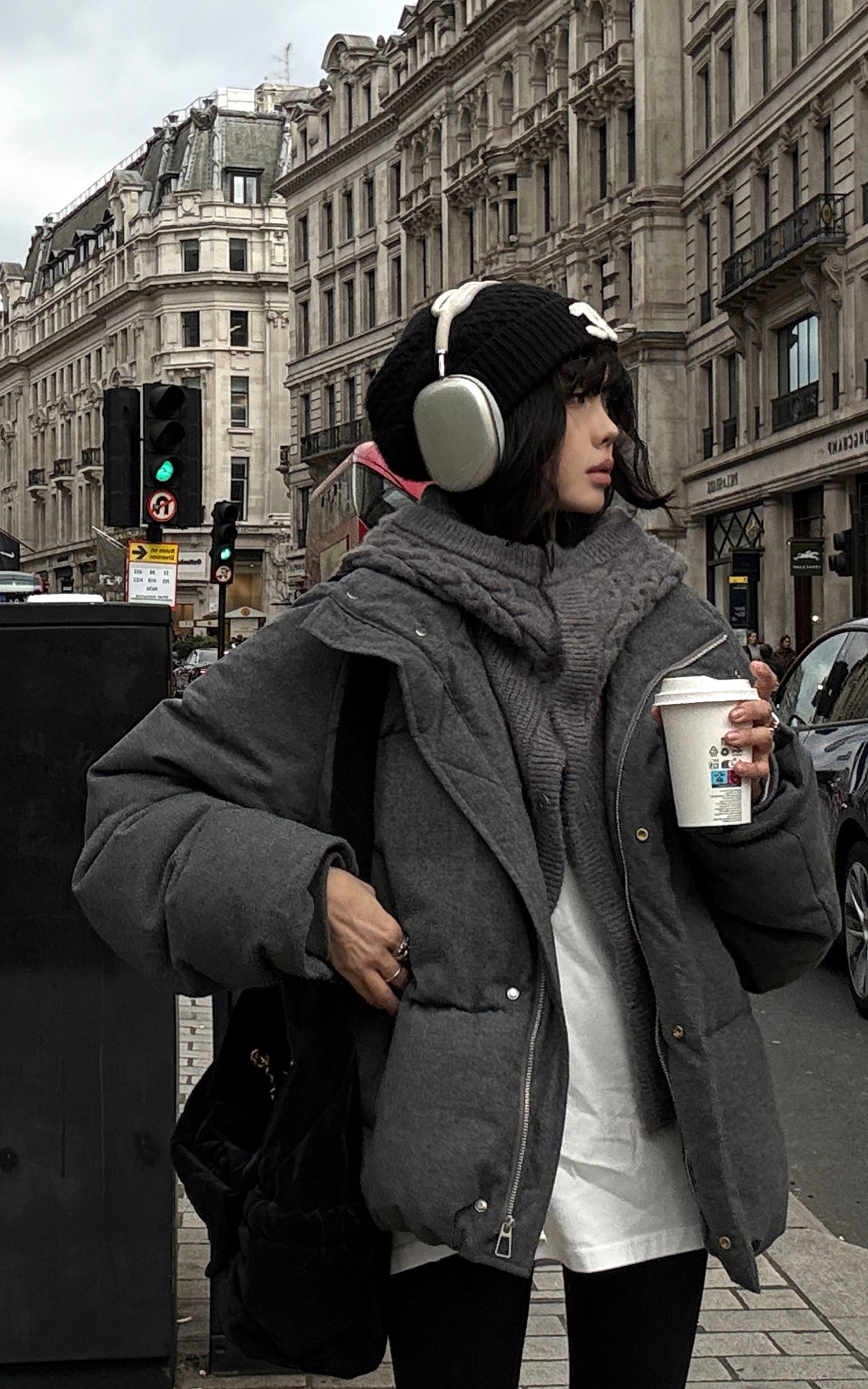 WARDEN EDGE ニットフードパネル付きウール風ダウンジャケット