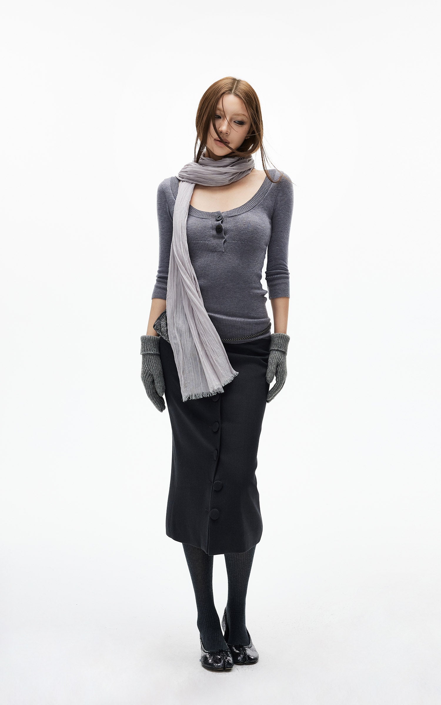 IAMXIAA ボタンフロントミディペンシルスカート、テーラードシルエット付き