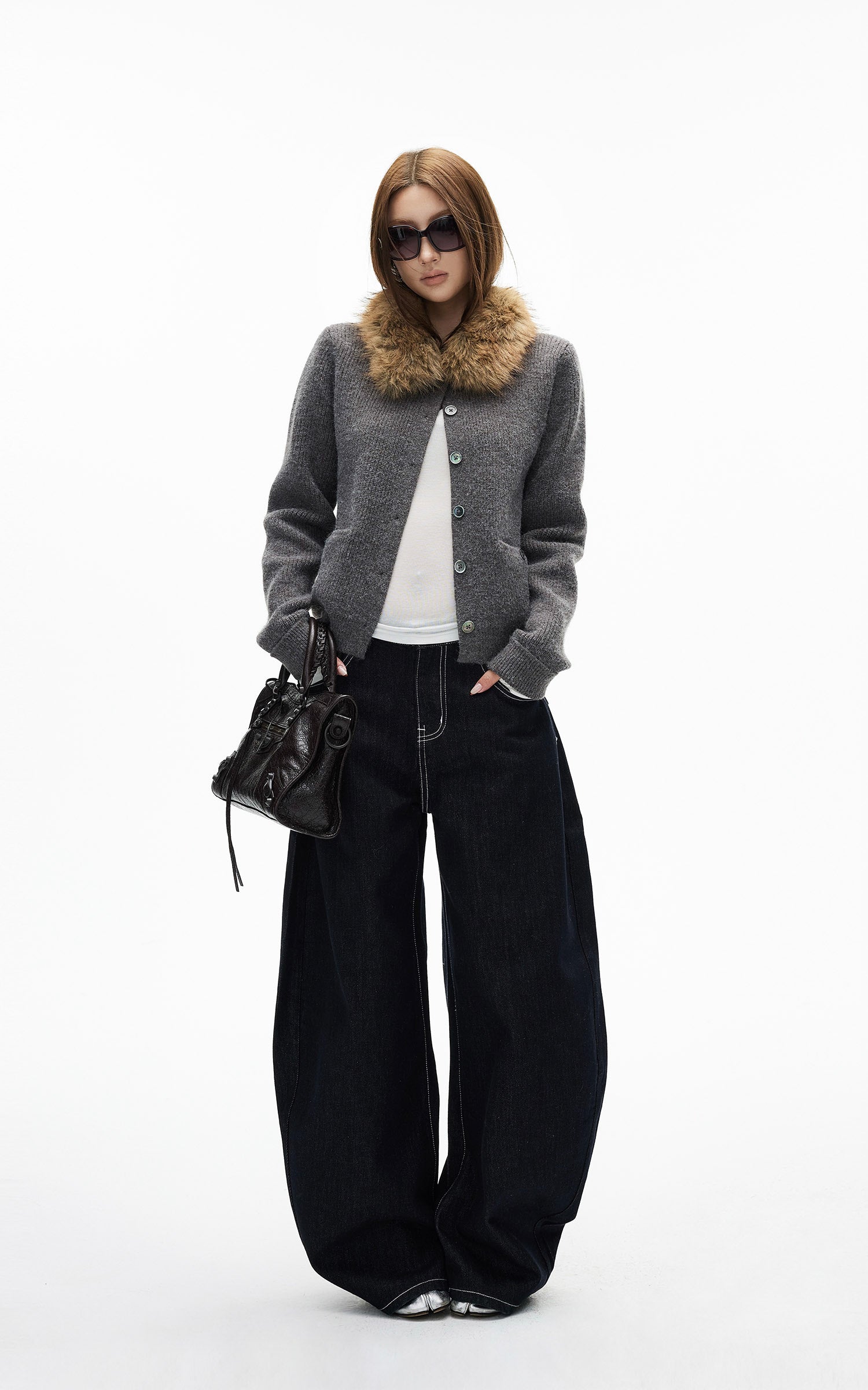 IAMXIAA Jean large en denim à surpiqûres contrastées avec doubles poches arrière