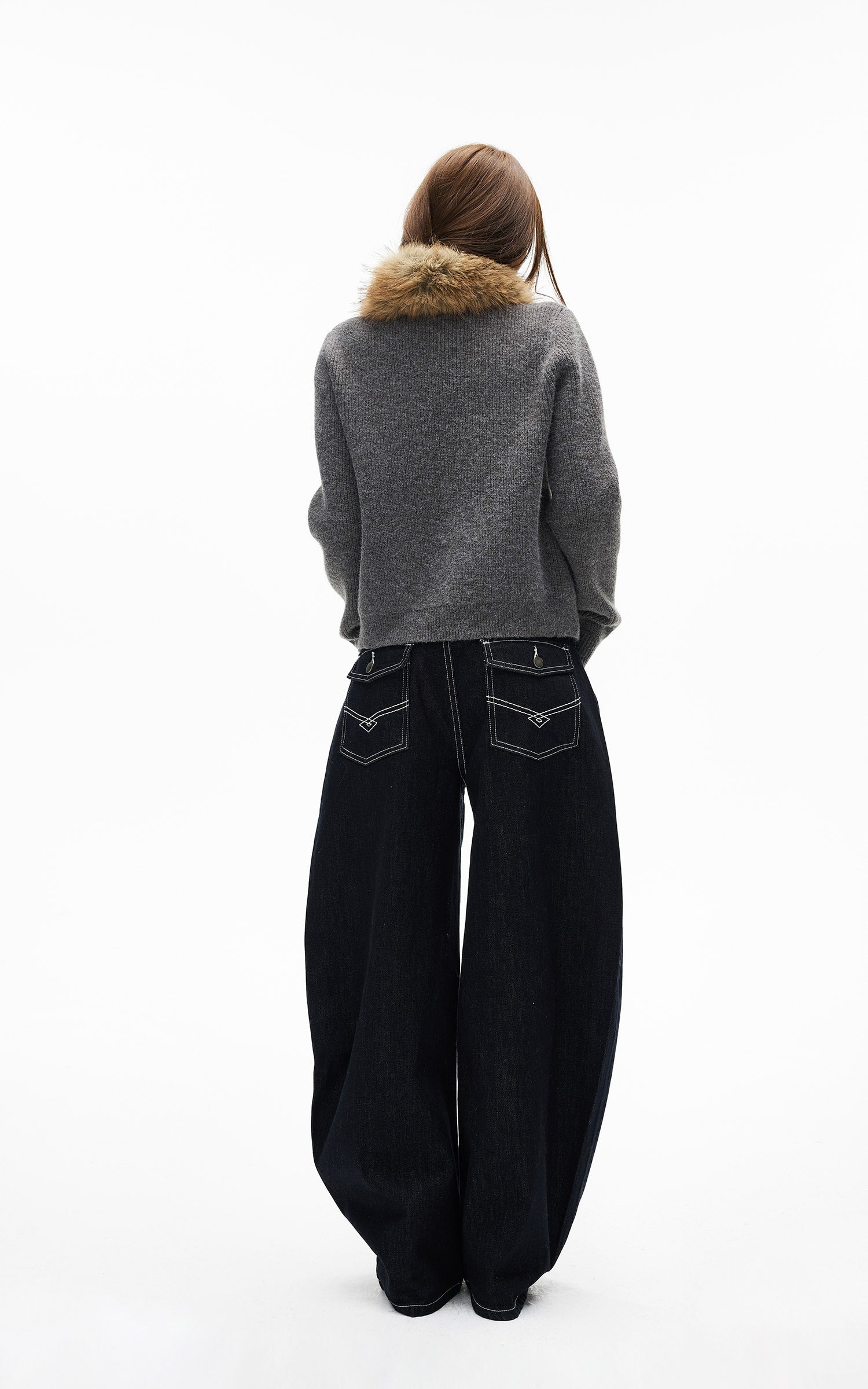 IAMXIAA Jean large en denim à surpiqûres contrastées avec doubles poches arrière