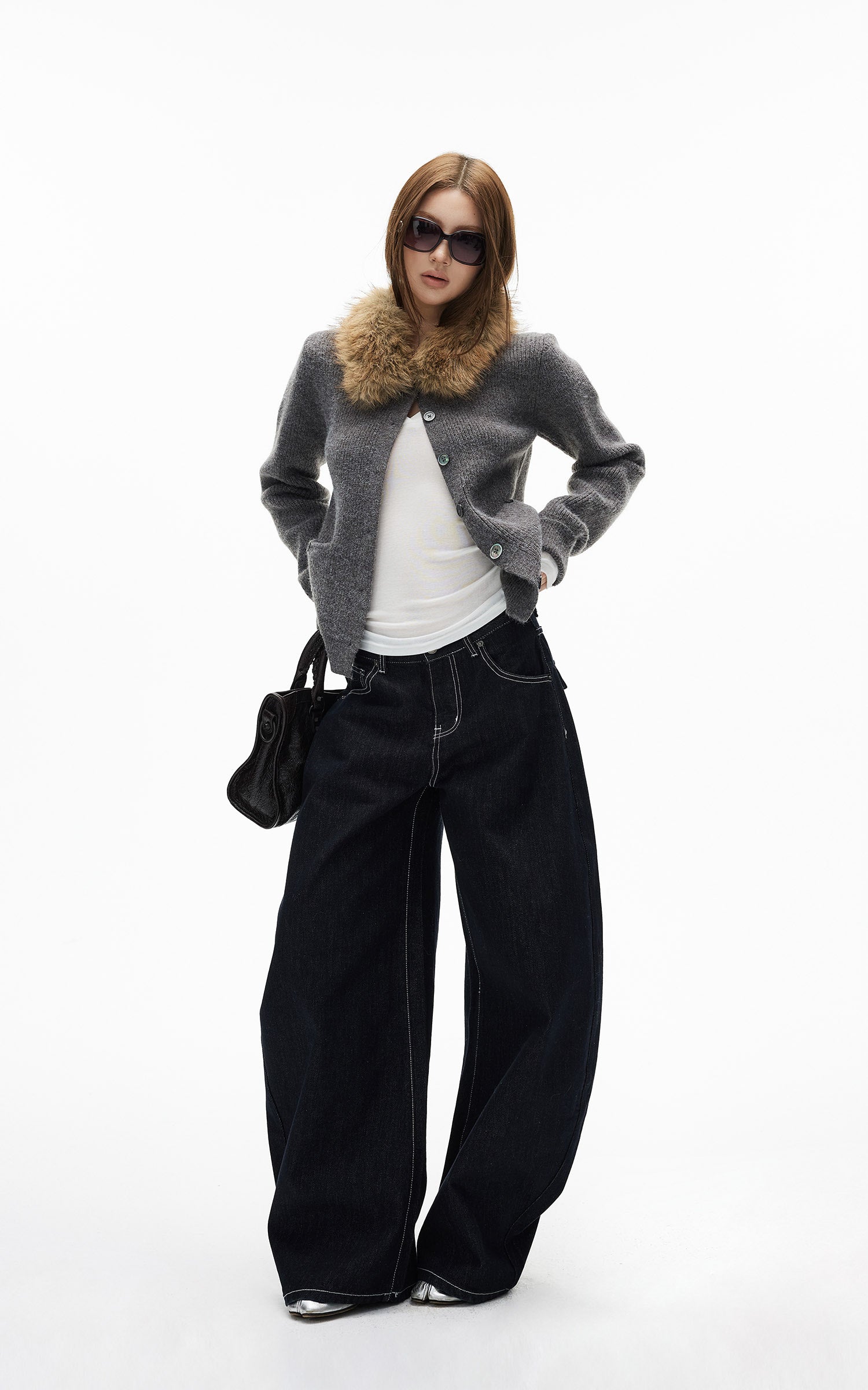 IAMXIAA Jean large en denim à surpiqûres contrastées avec doubles poches arrière