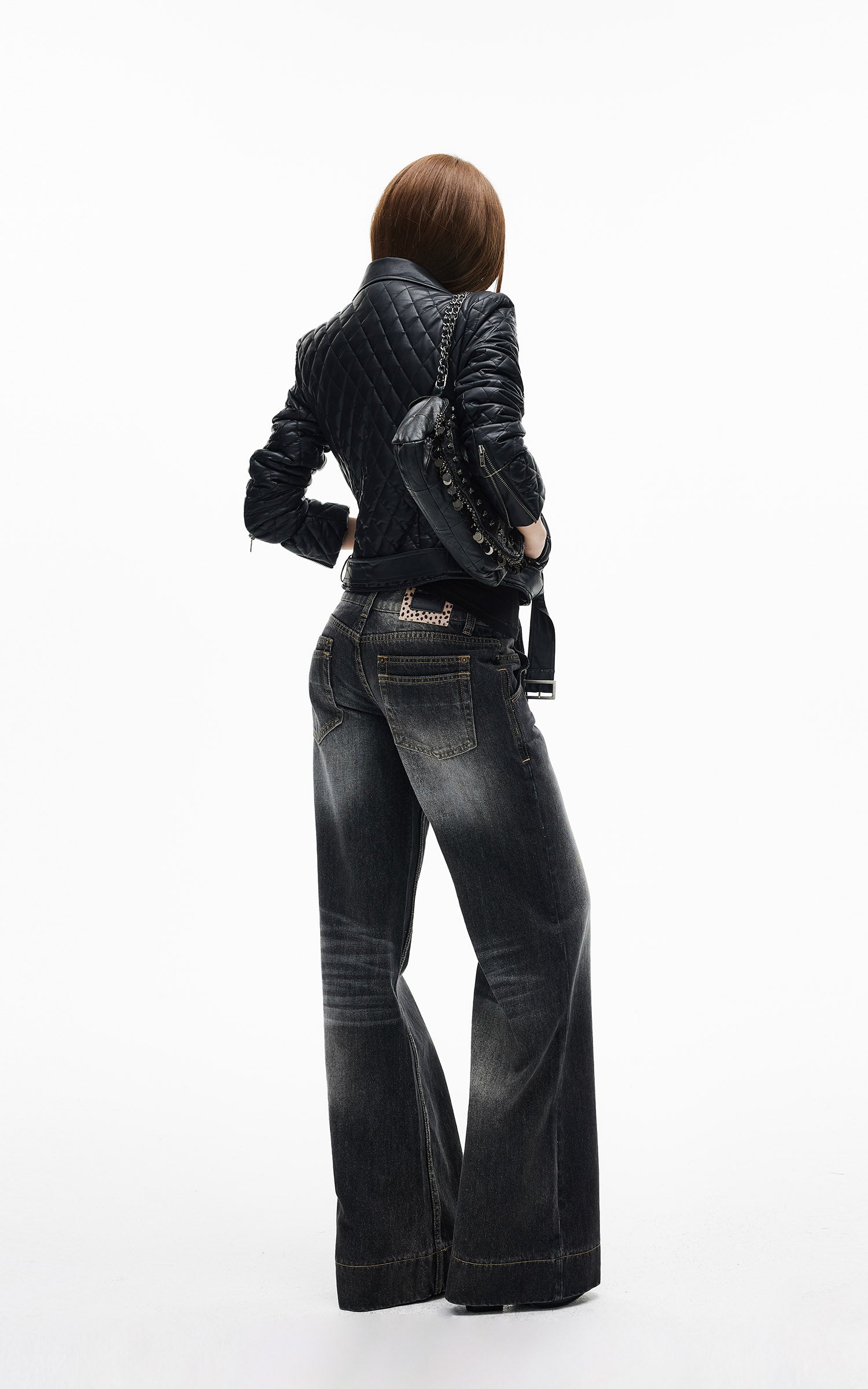 IAMXIAA ヴィンテージウォッシュのワイドレッグジーンズ ダブルボタンウエスト付き