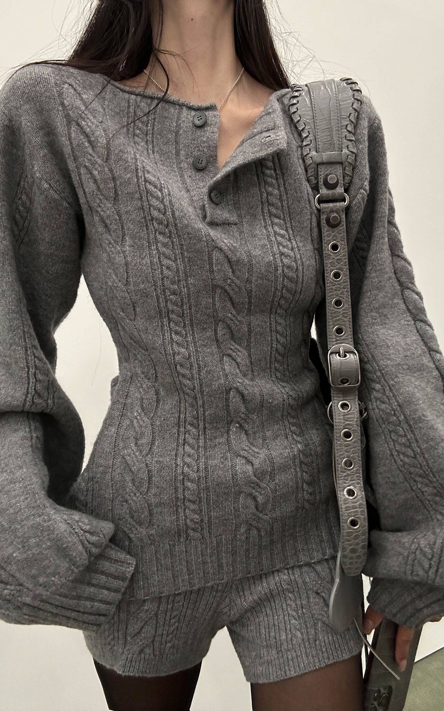 WARDEN EDGE Cable Knit Sweater &amp; Shorts Set with Matching Leg Warmers